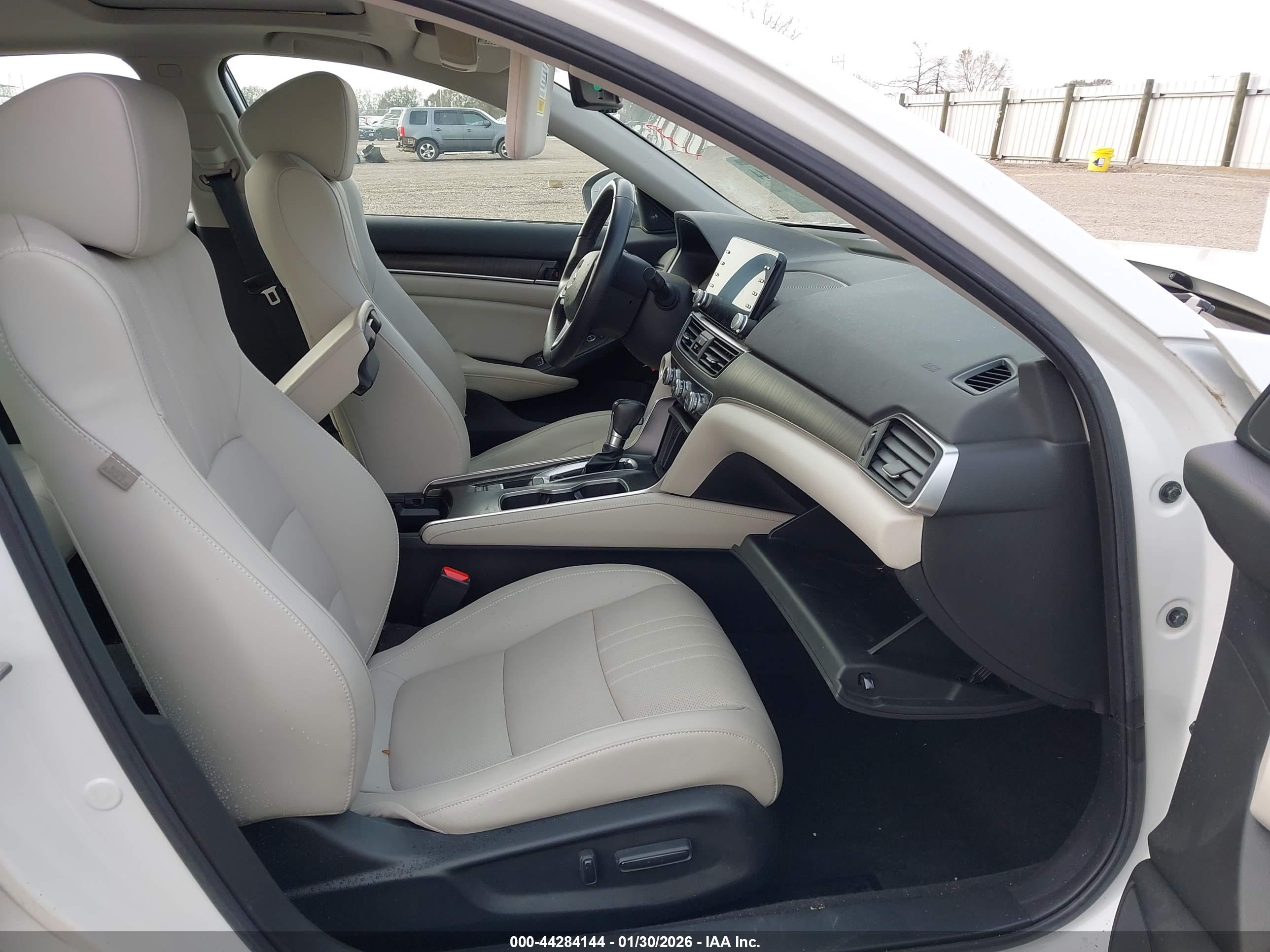 HONDA ACCORD image 5