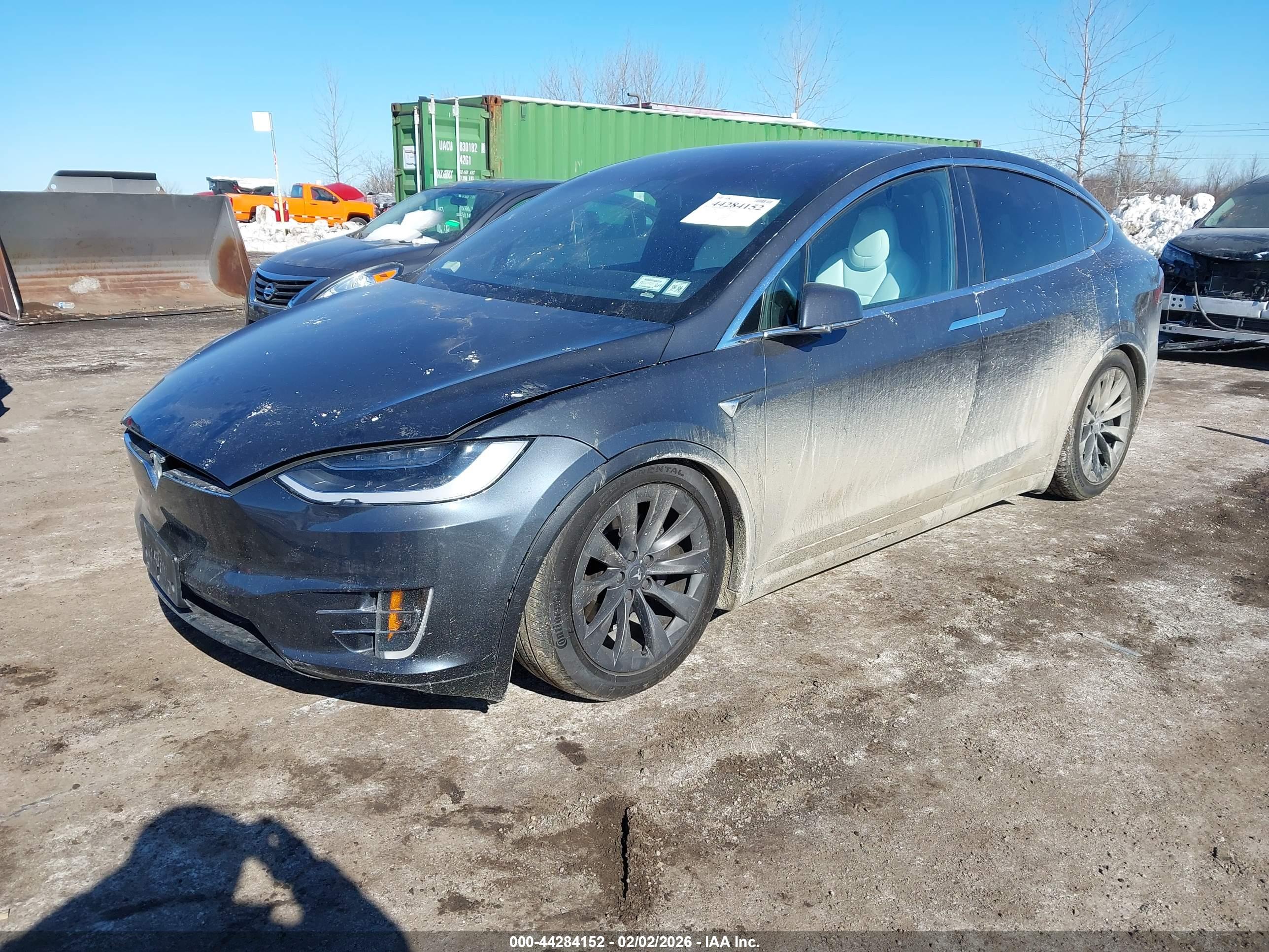 TESLA MODEL image 2