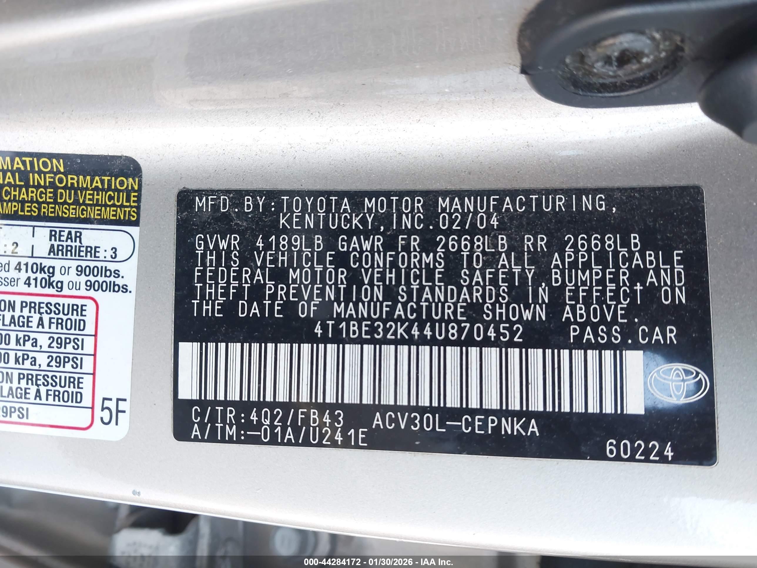 TOYOTA CAMRY image 9