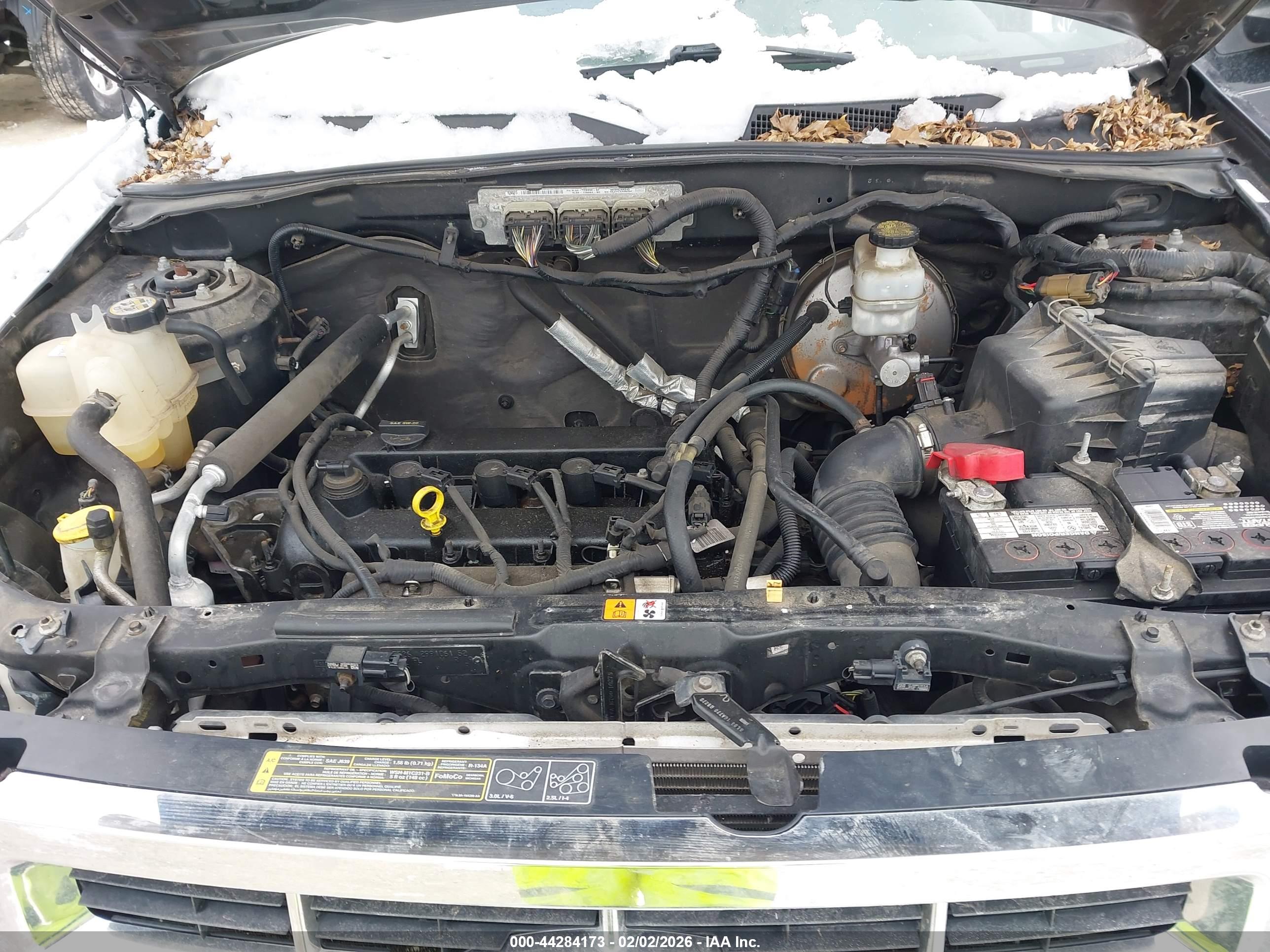 FORD ESCAPE image 10