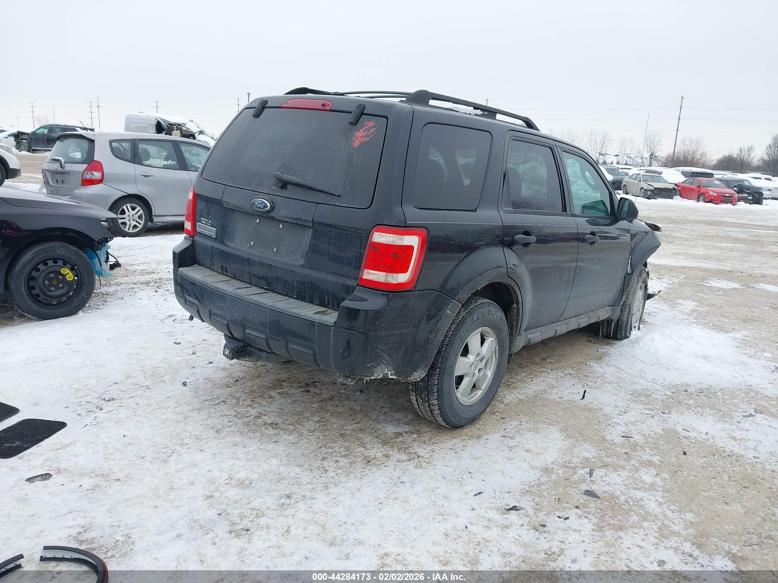 FORD ESCAPE image 4