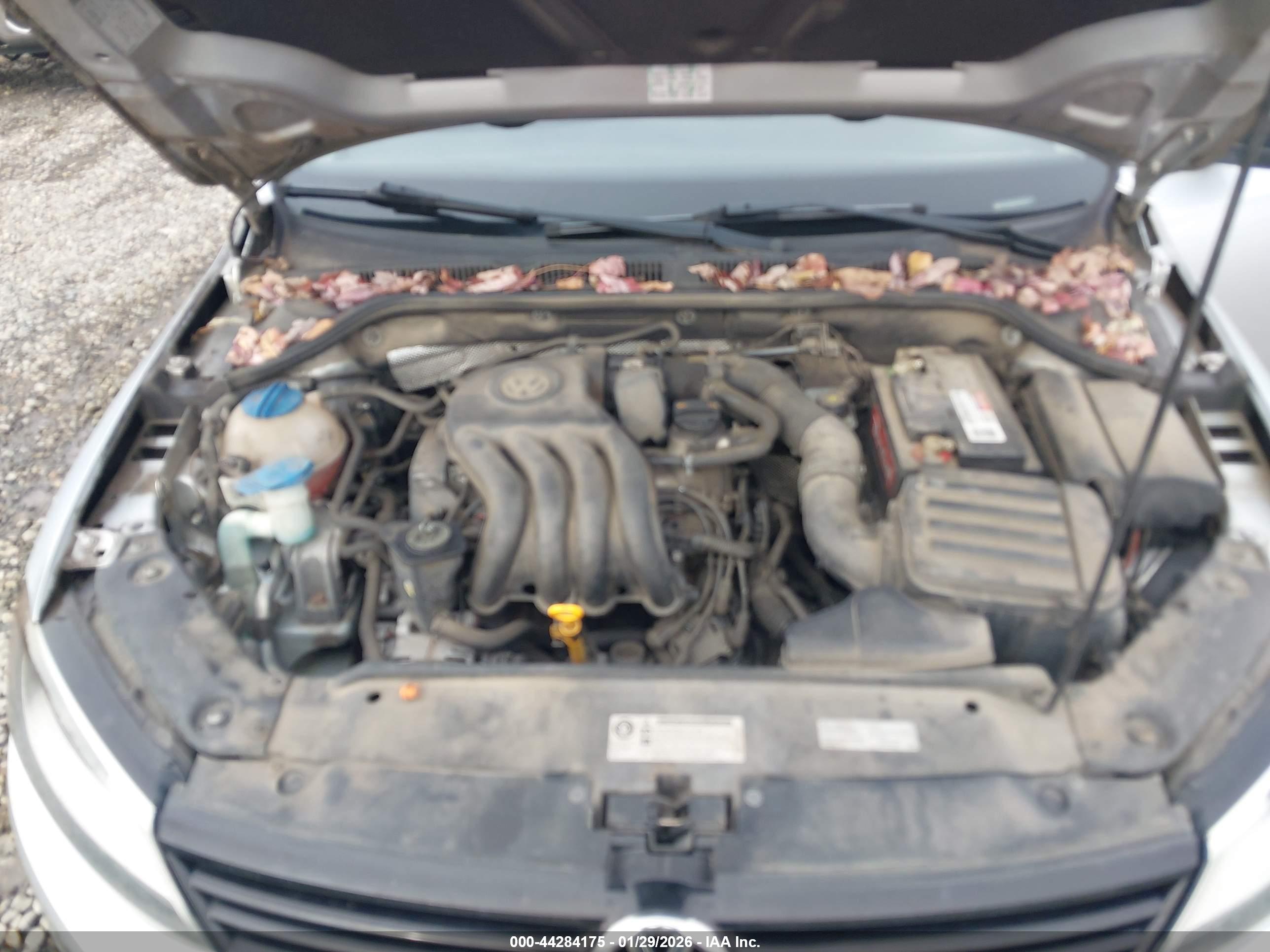 VOLKSWAGEN JETTA image 10