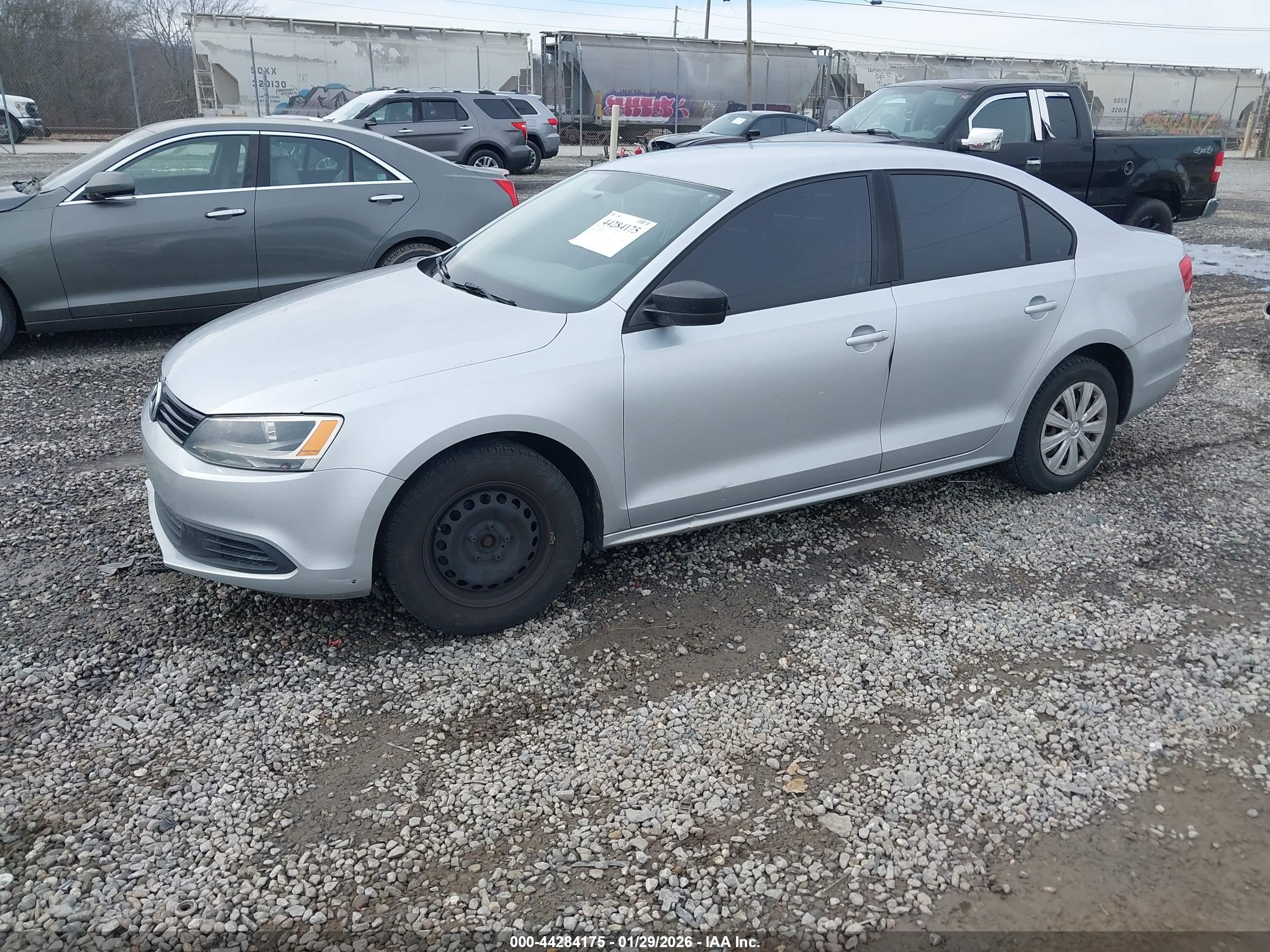VOLKSWAGEN JETTA image 2