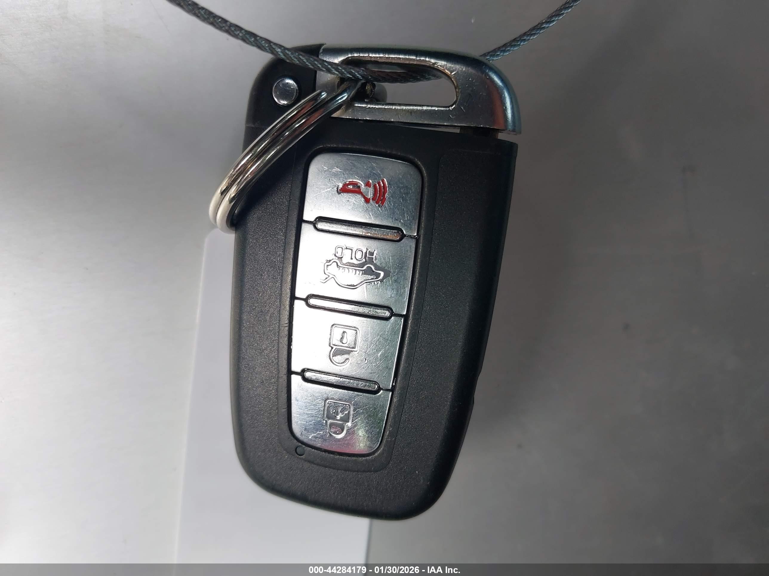 HYUNDAI SONATA image 11