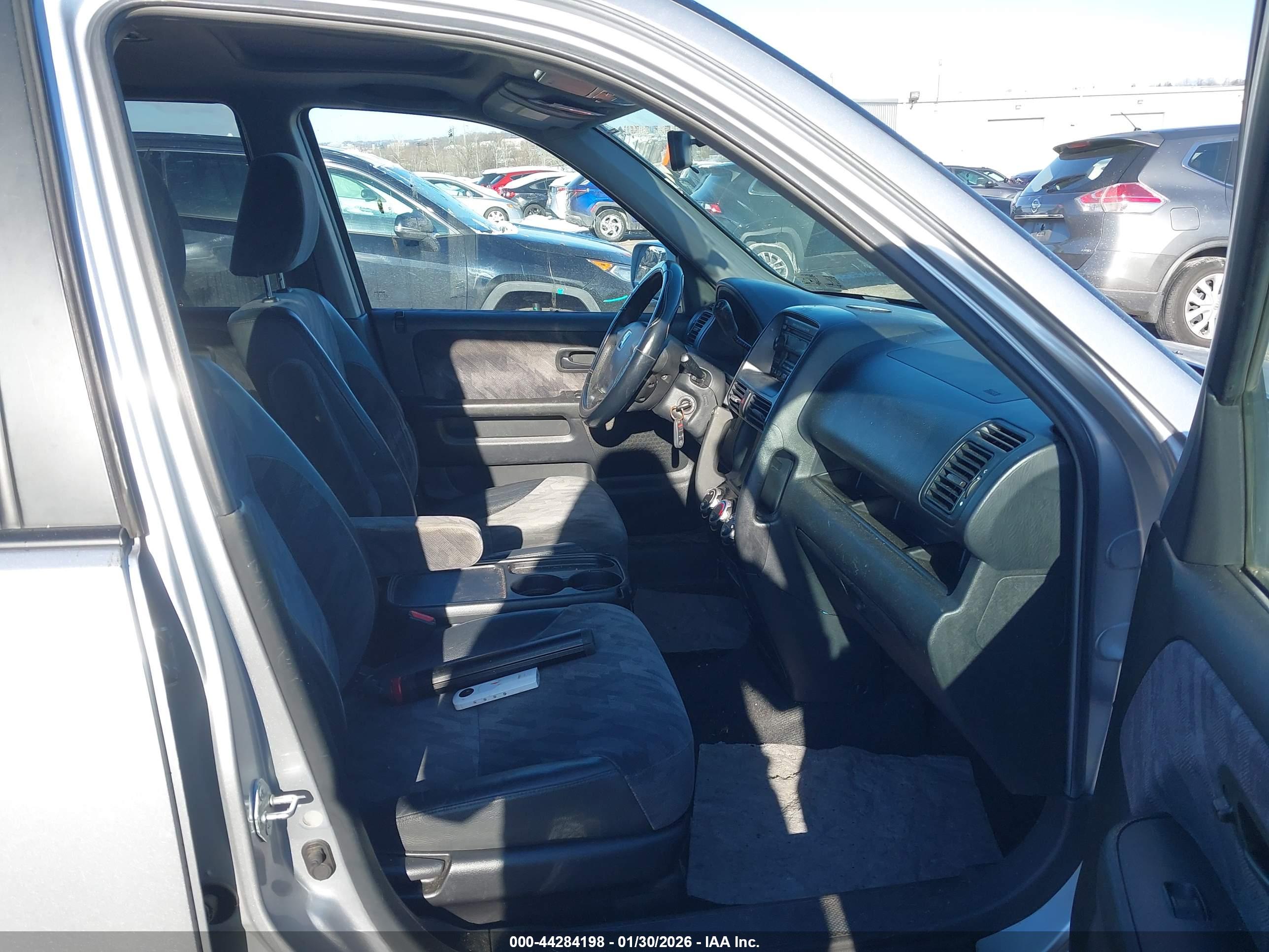 HONDA CR-V image 5
