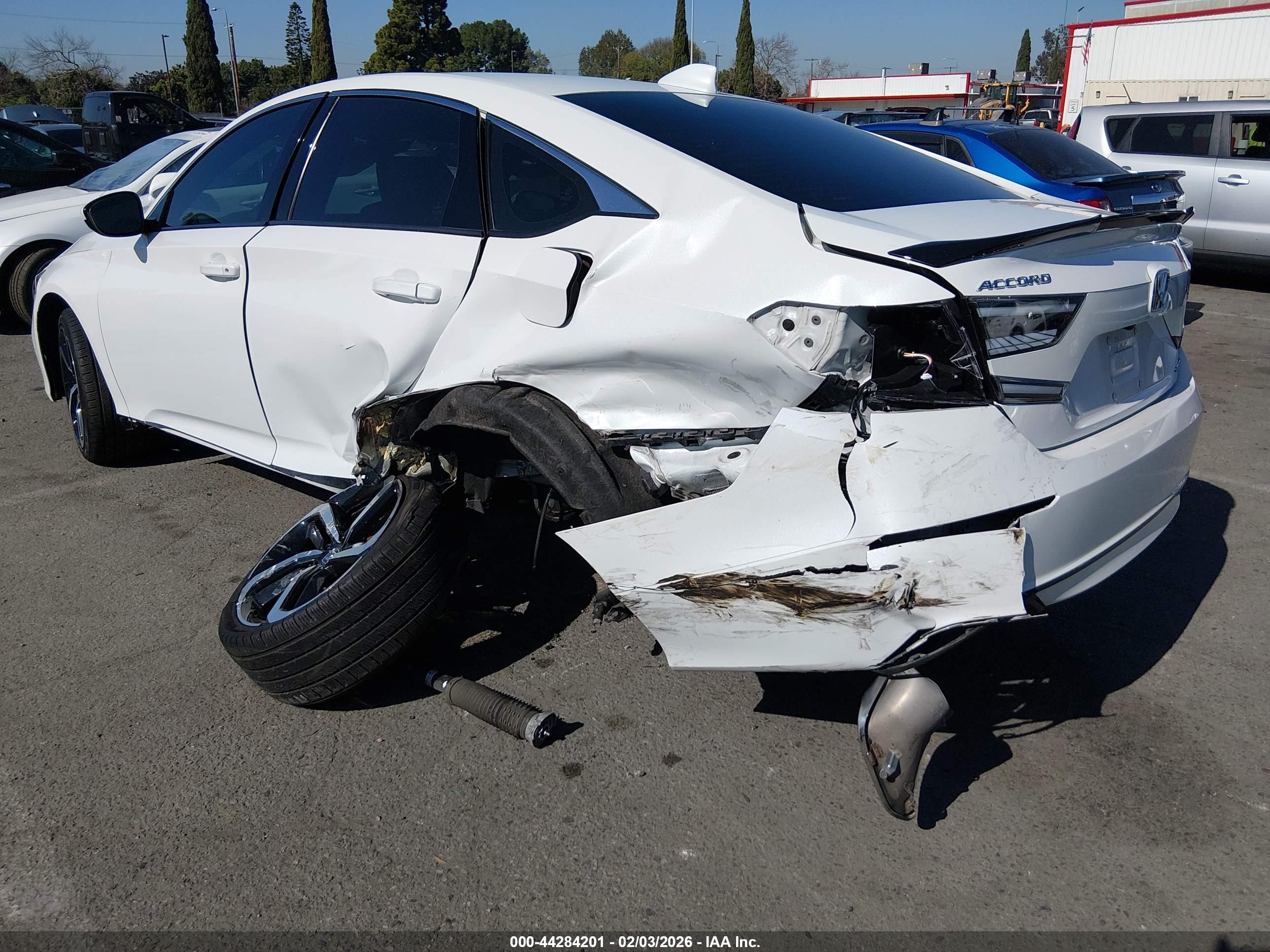 HONDA ACCORD image 3