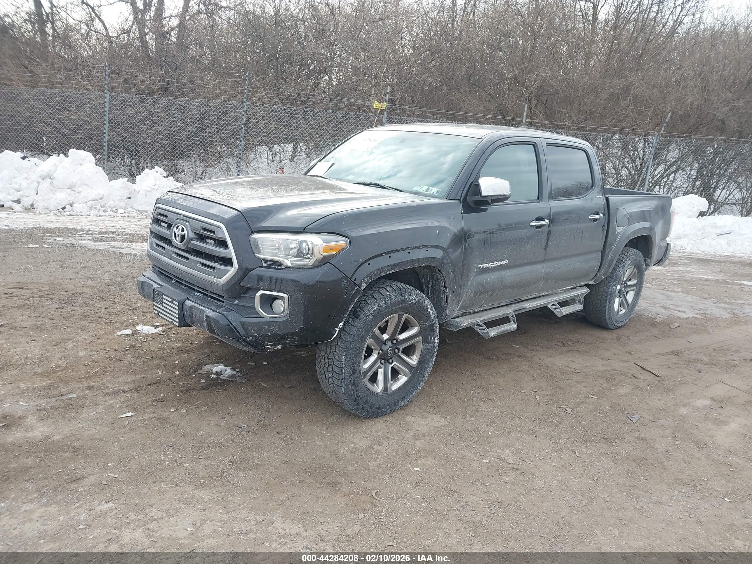 TOYOTA TACOMA image 2