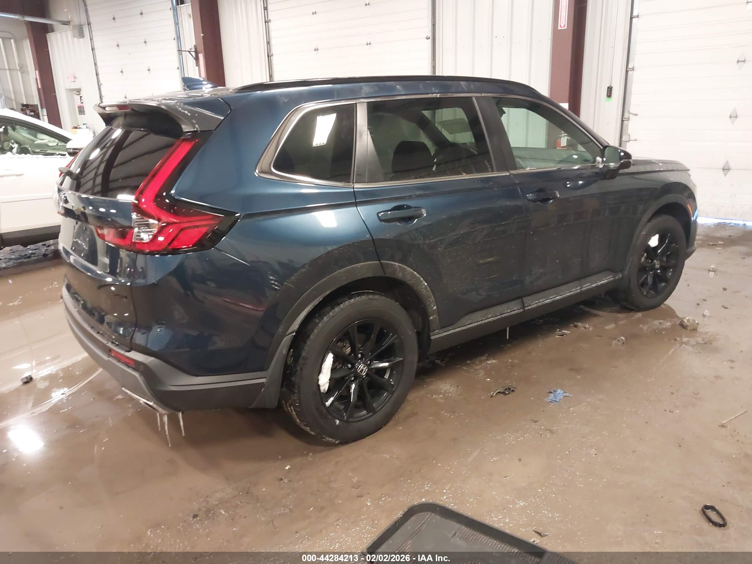 HONDA CR-V image 4