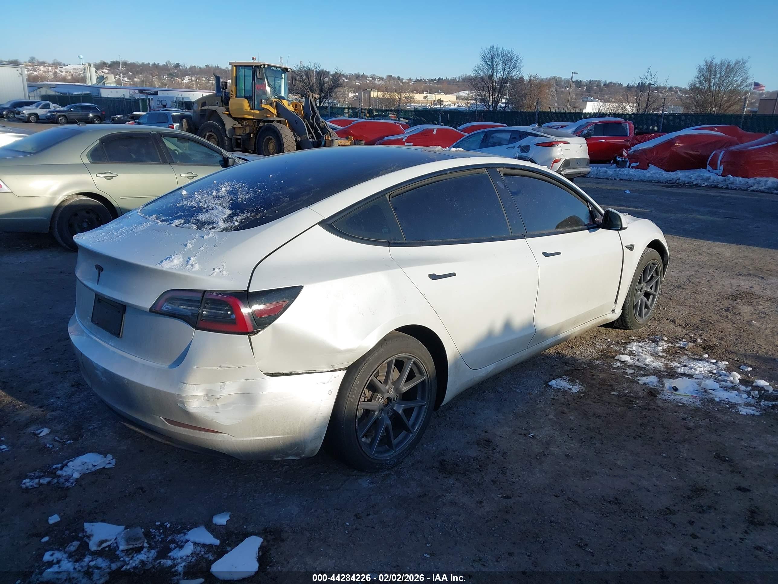 TESLA MODEL image 4