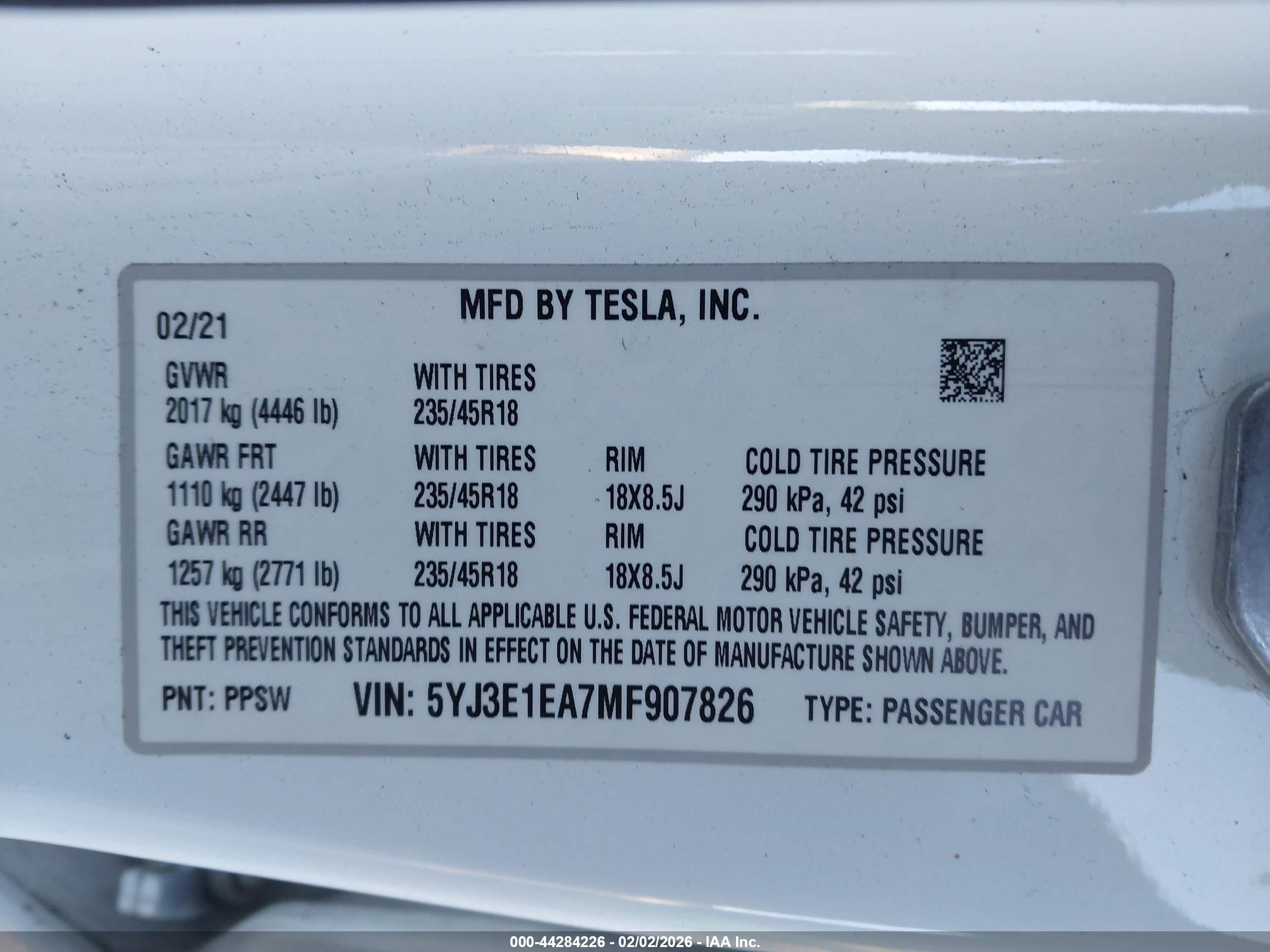 TESLA MODEL image 9