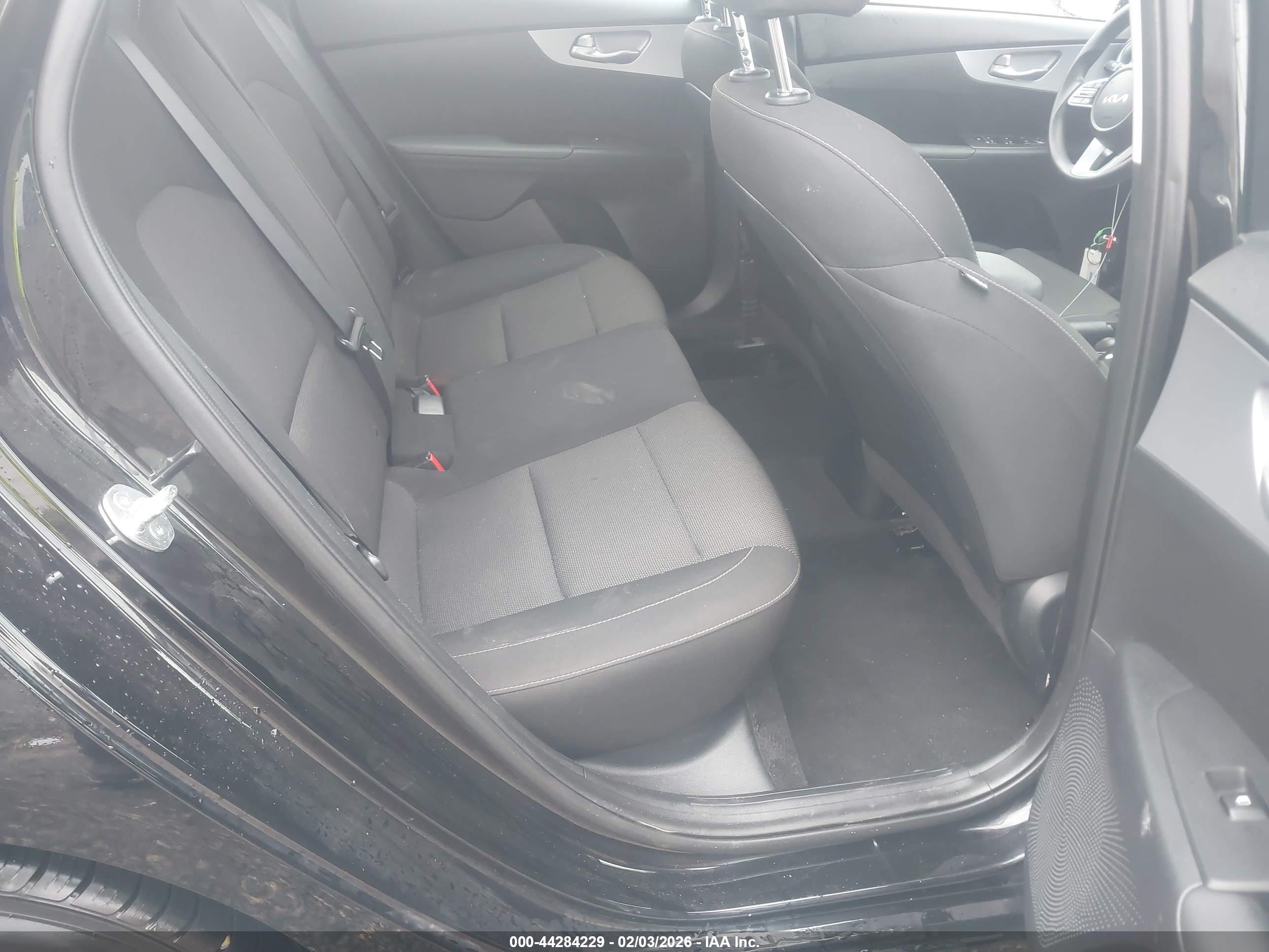 KIA FORTE image 8