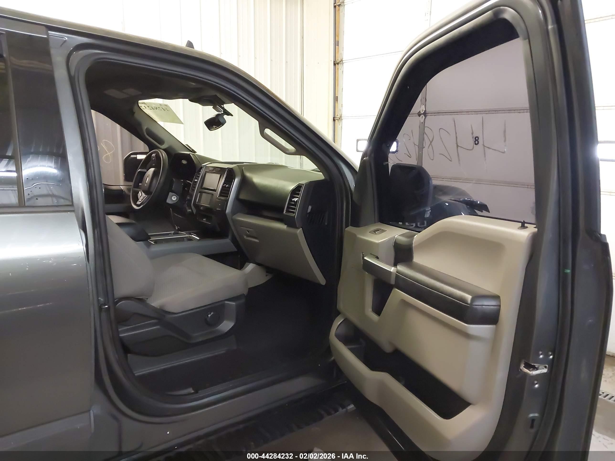 FORD F-150 image 5