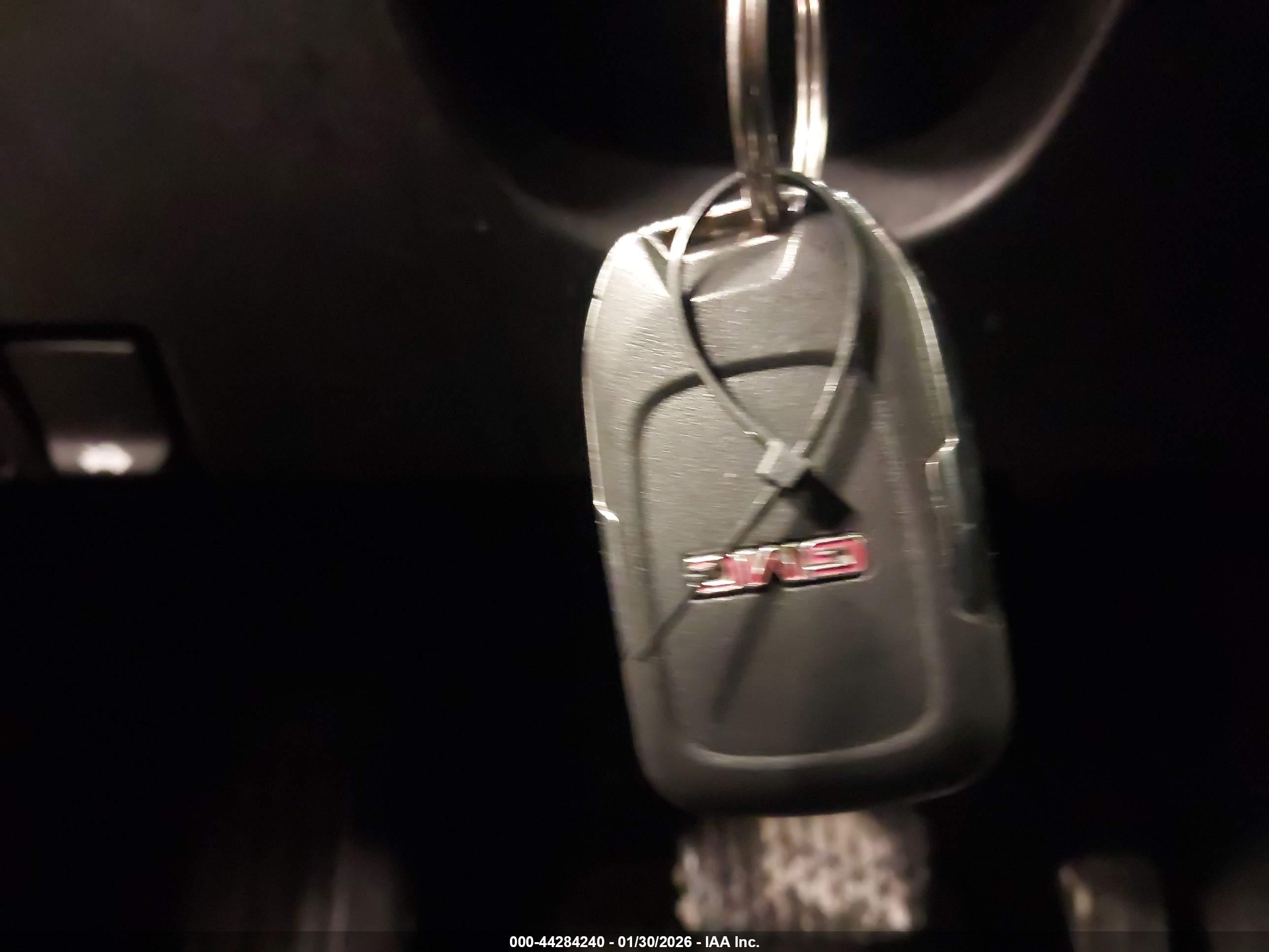 GMC TERRAIN image 11