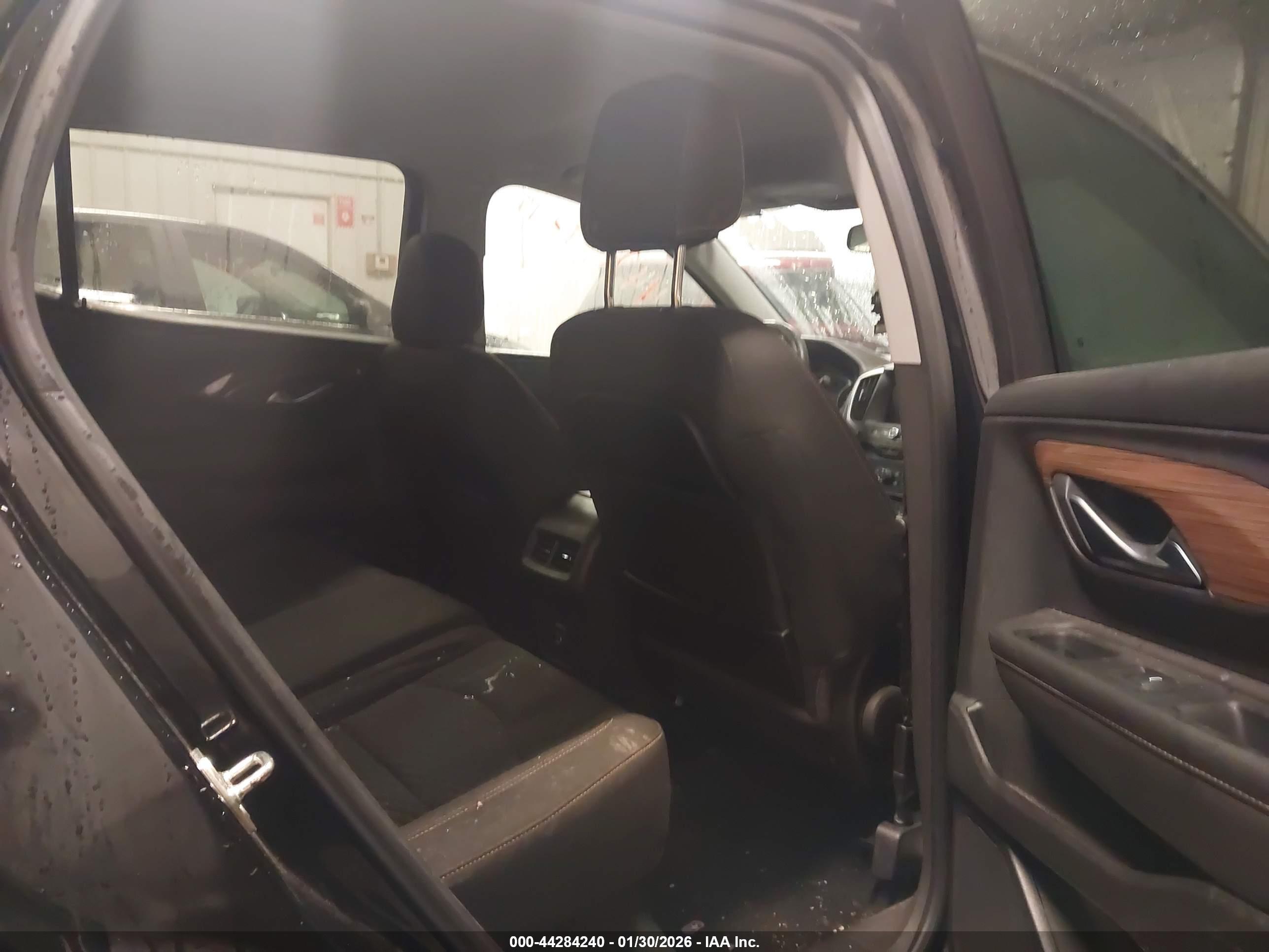 GMC TERRAIN image 8