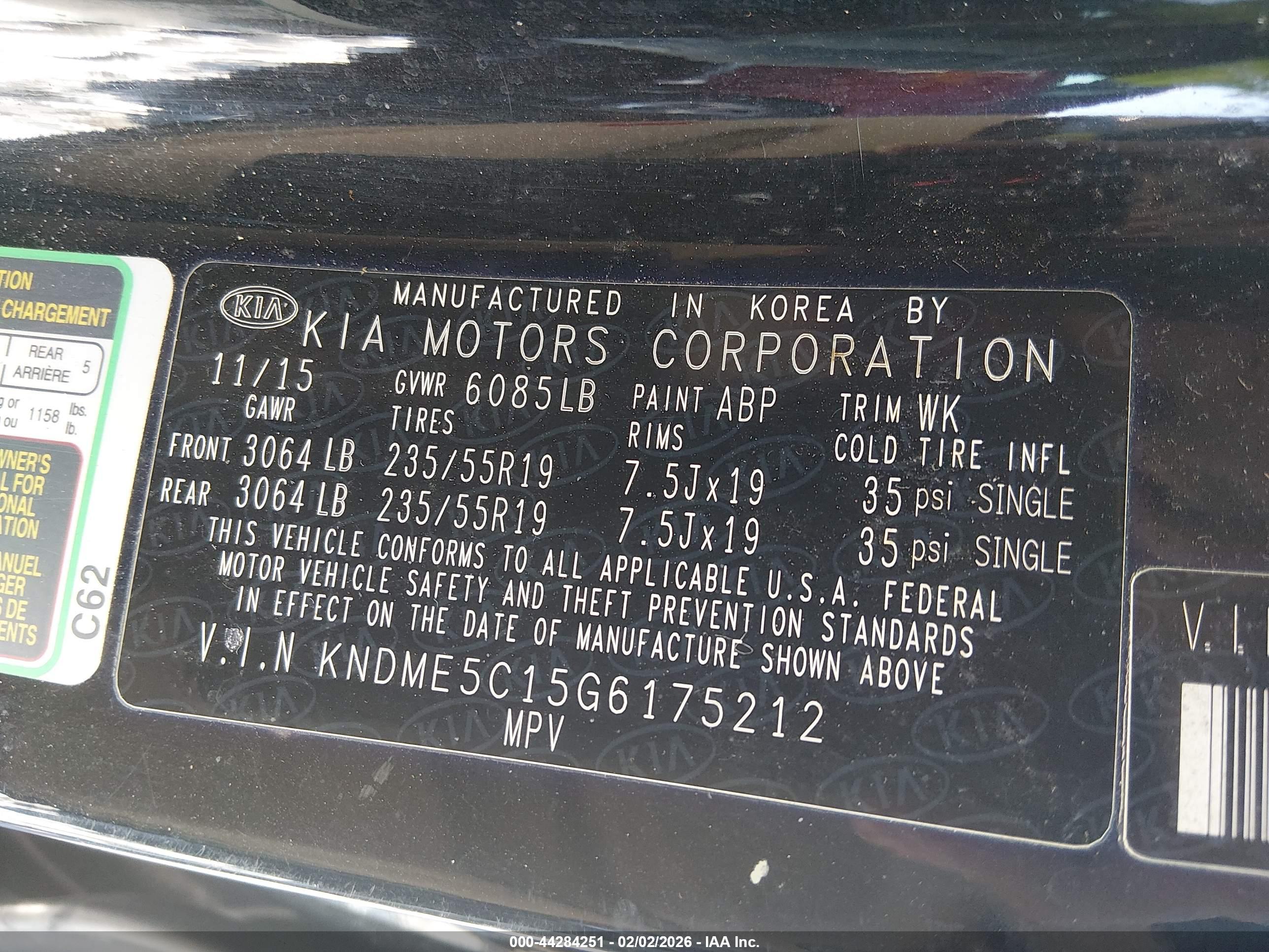 KIA SEDONA image 9