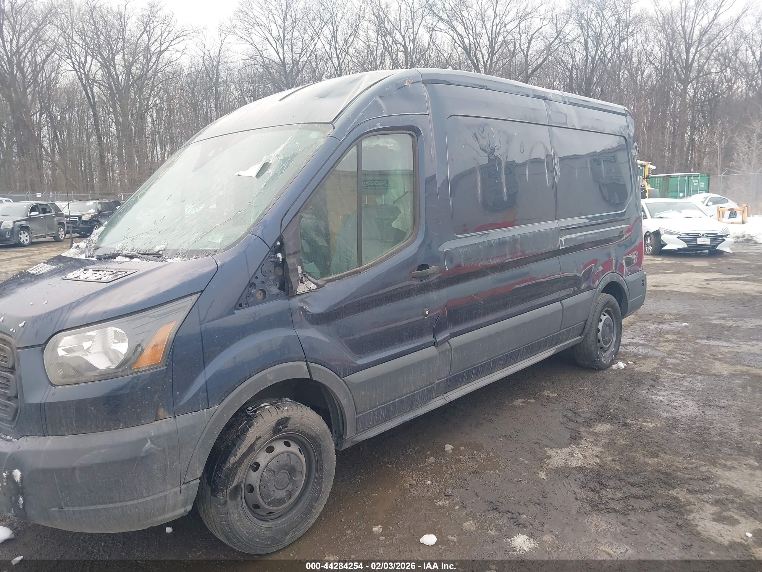 FORD TRANSIT-250 image 6