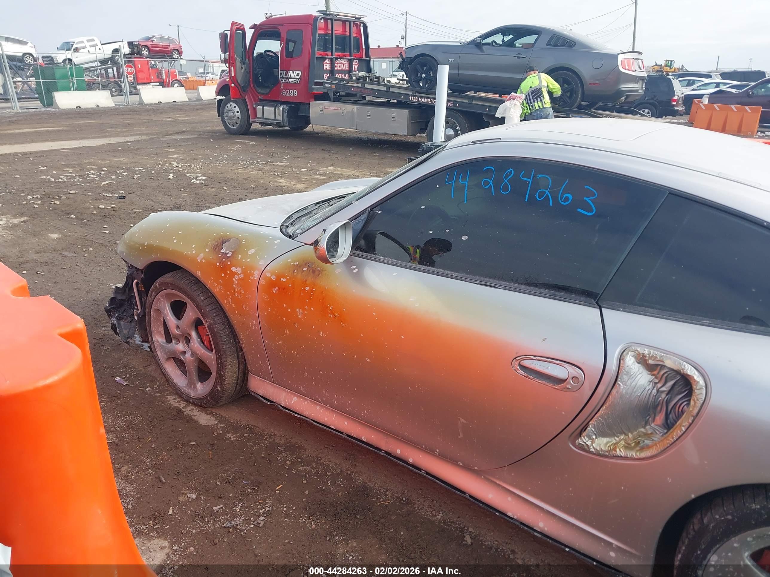 PORSCHE 911 image 2