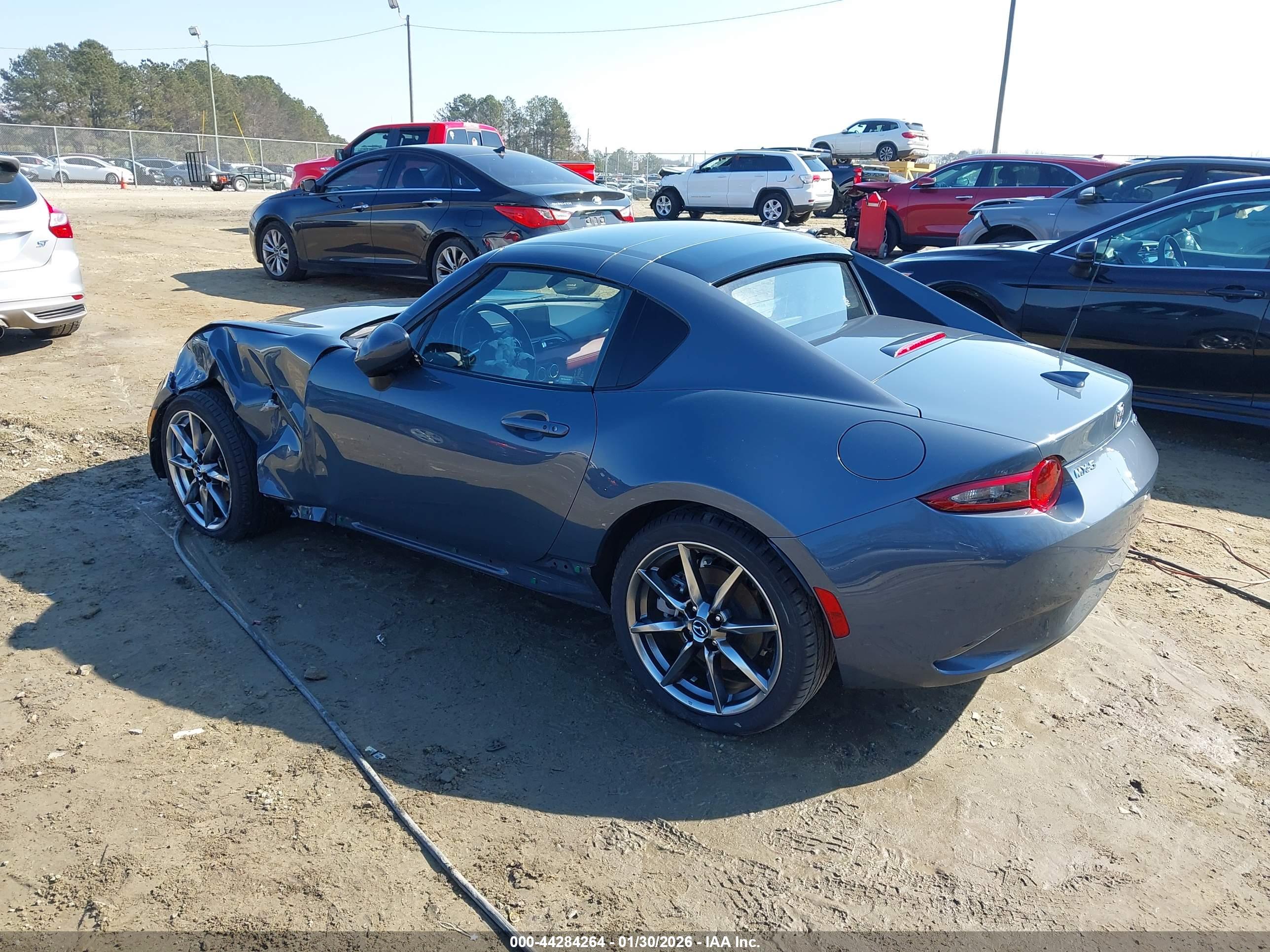 MAZDA MX-5 image 3