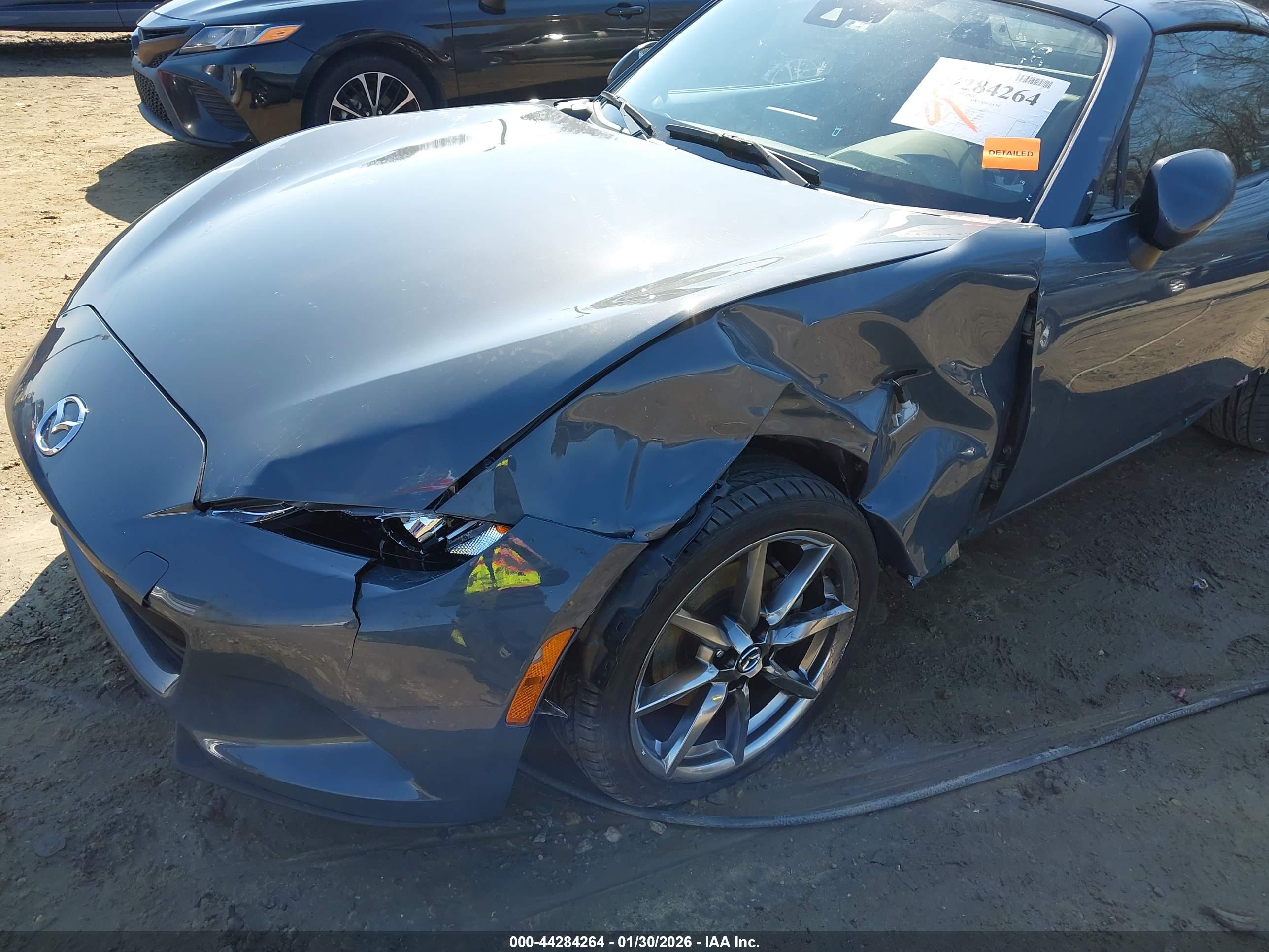 MAZDA MX-5 image 6