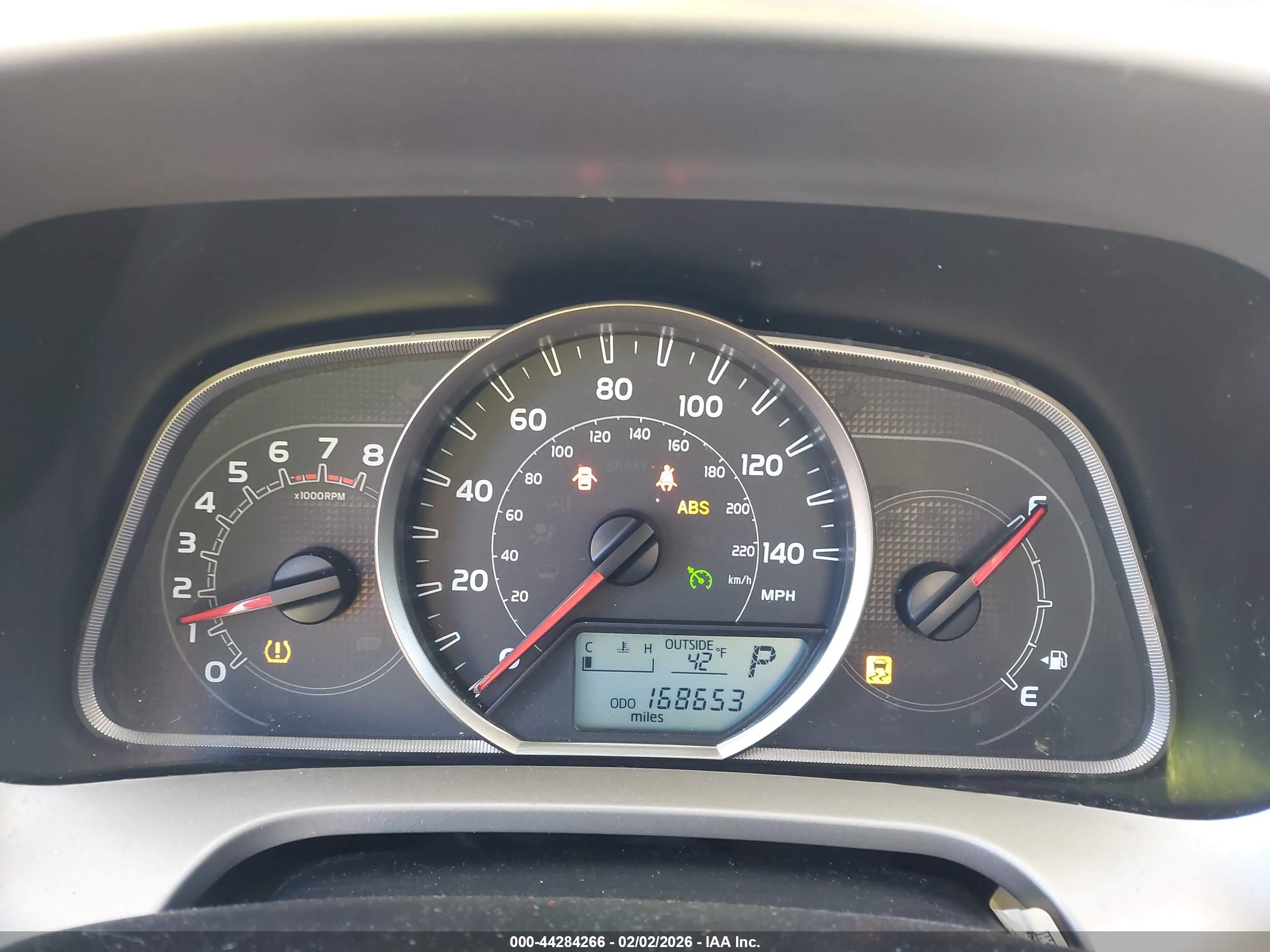 TOYOTA RAV4 image 7