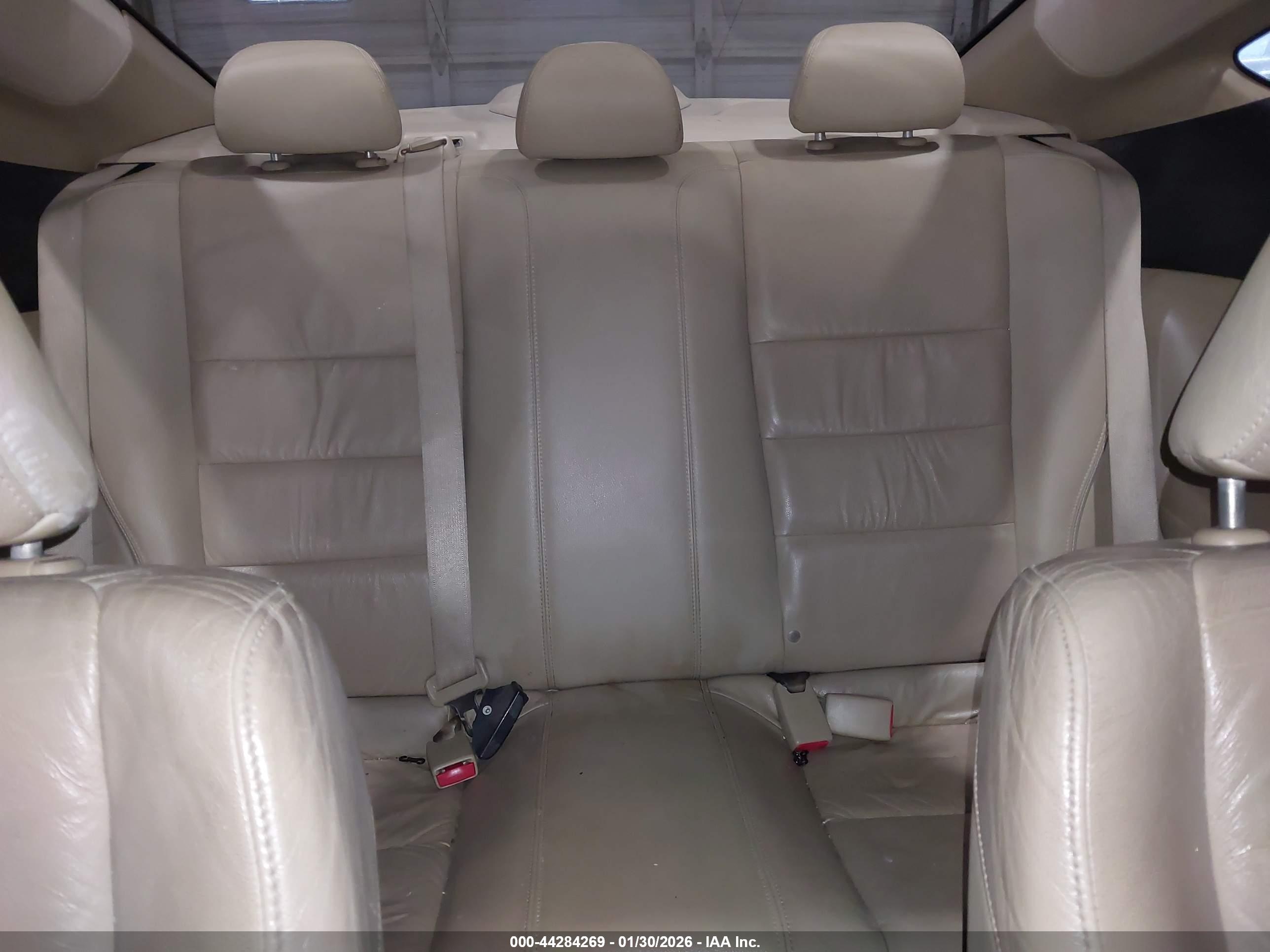 HONDA ACCORD image 8