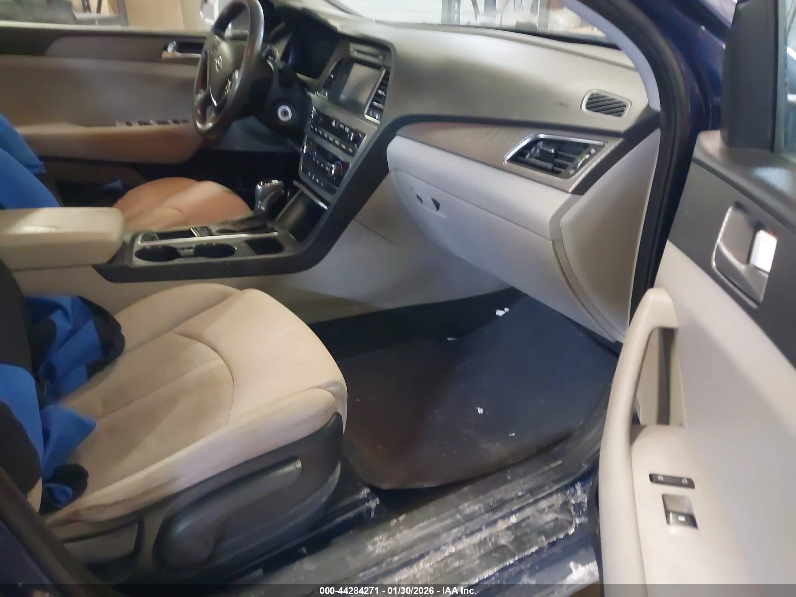 HYUNDAI SONATA image 5