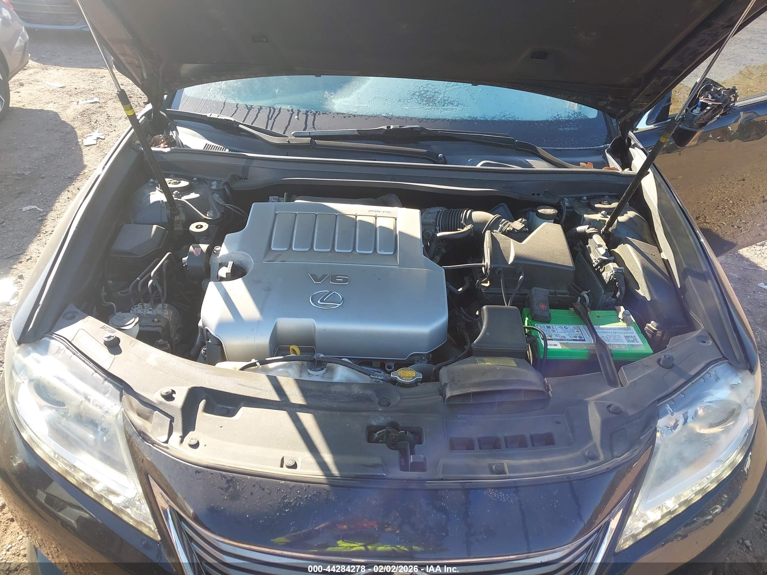 LEXUS ES image 10