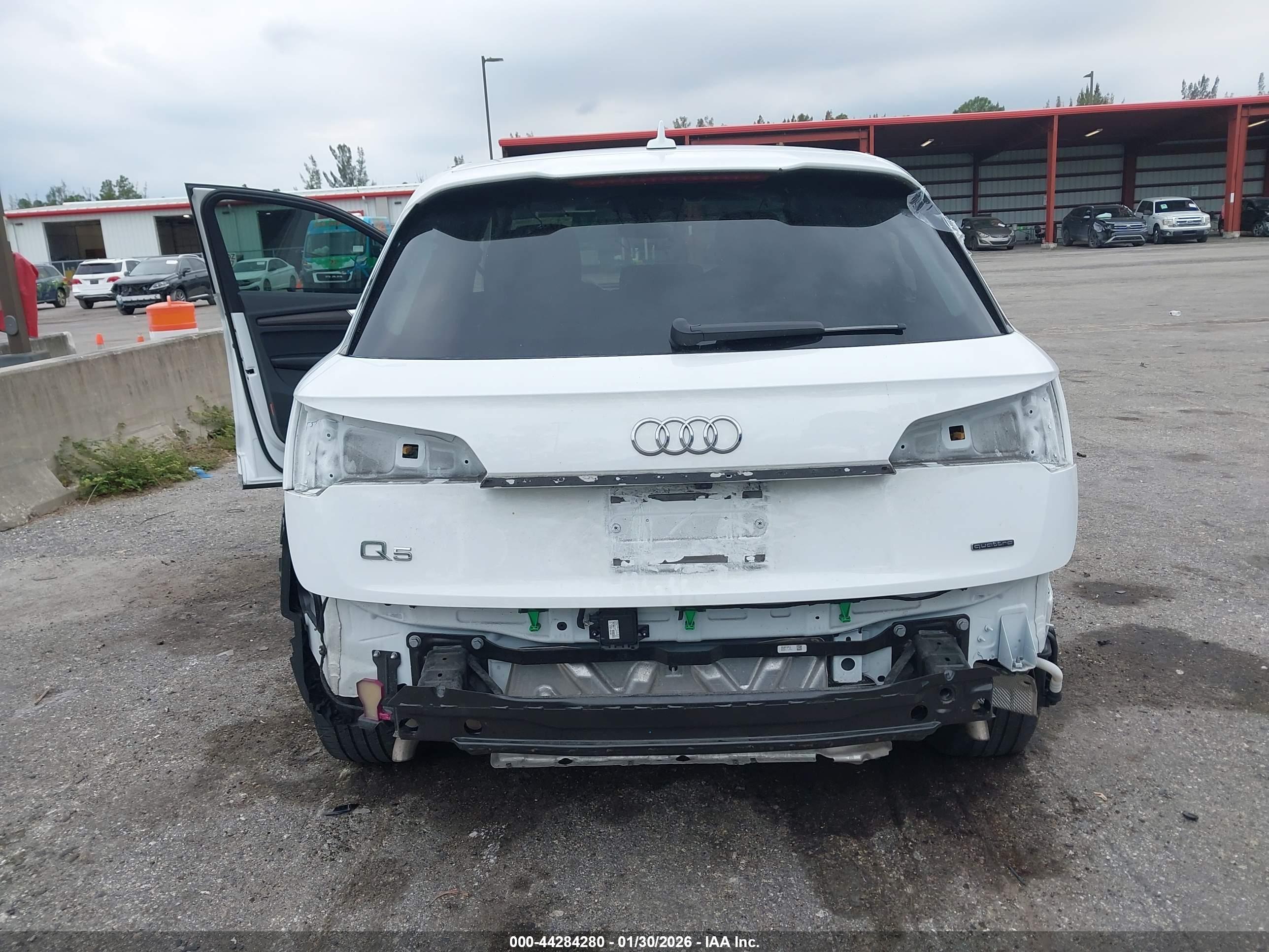 AUDI Q5 image 6