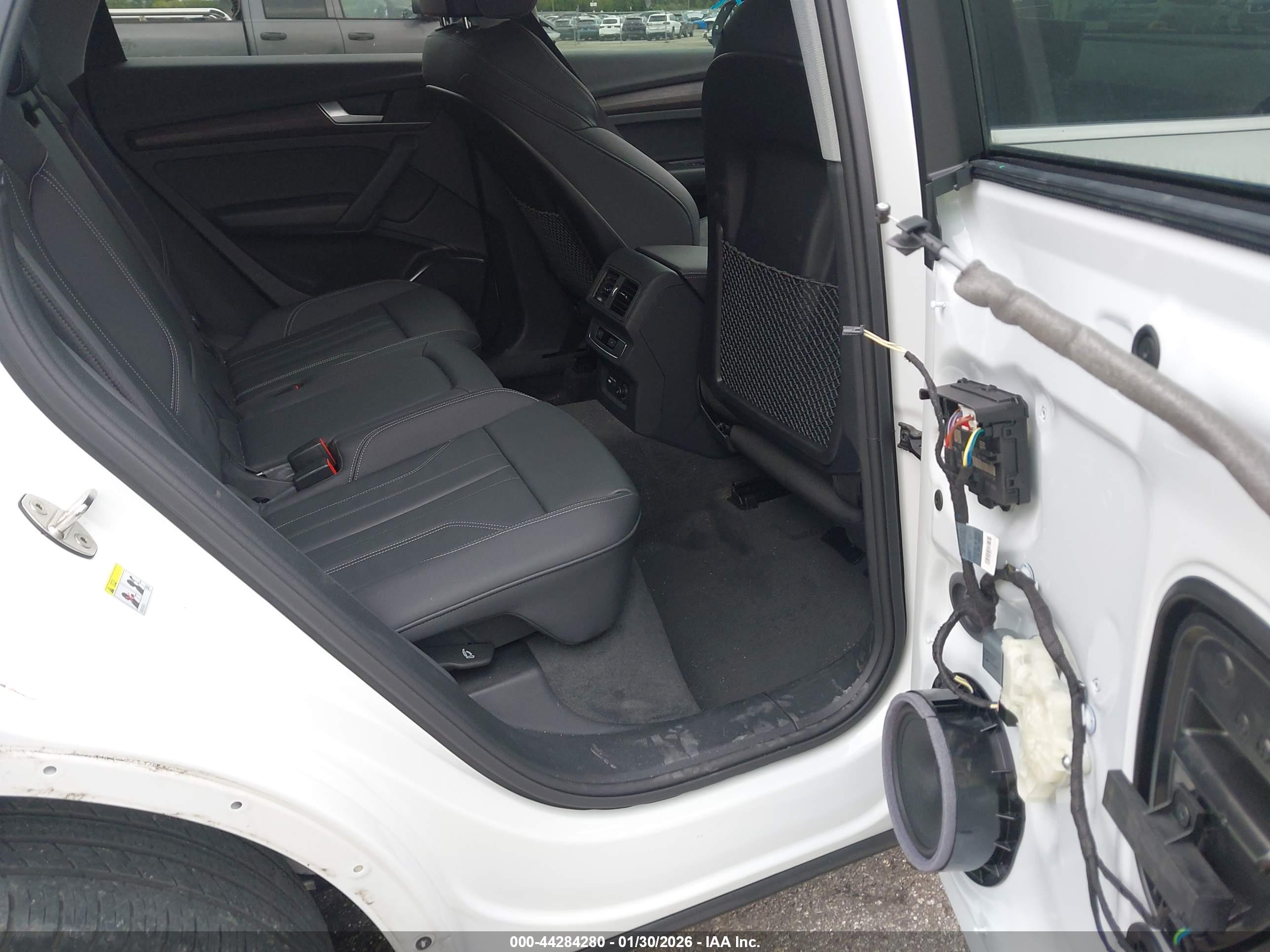 AUDI Q5 image 8