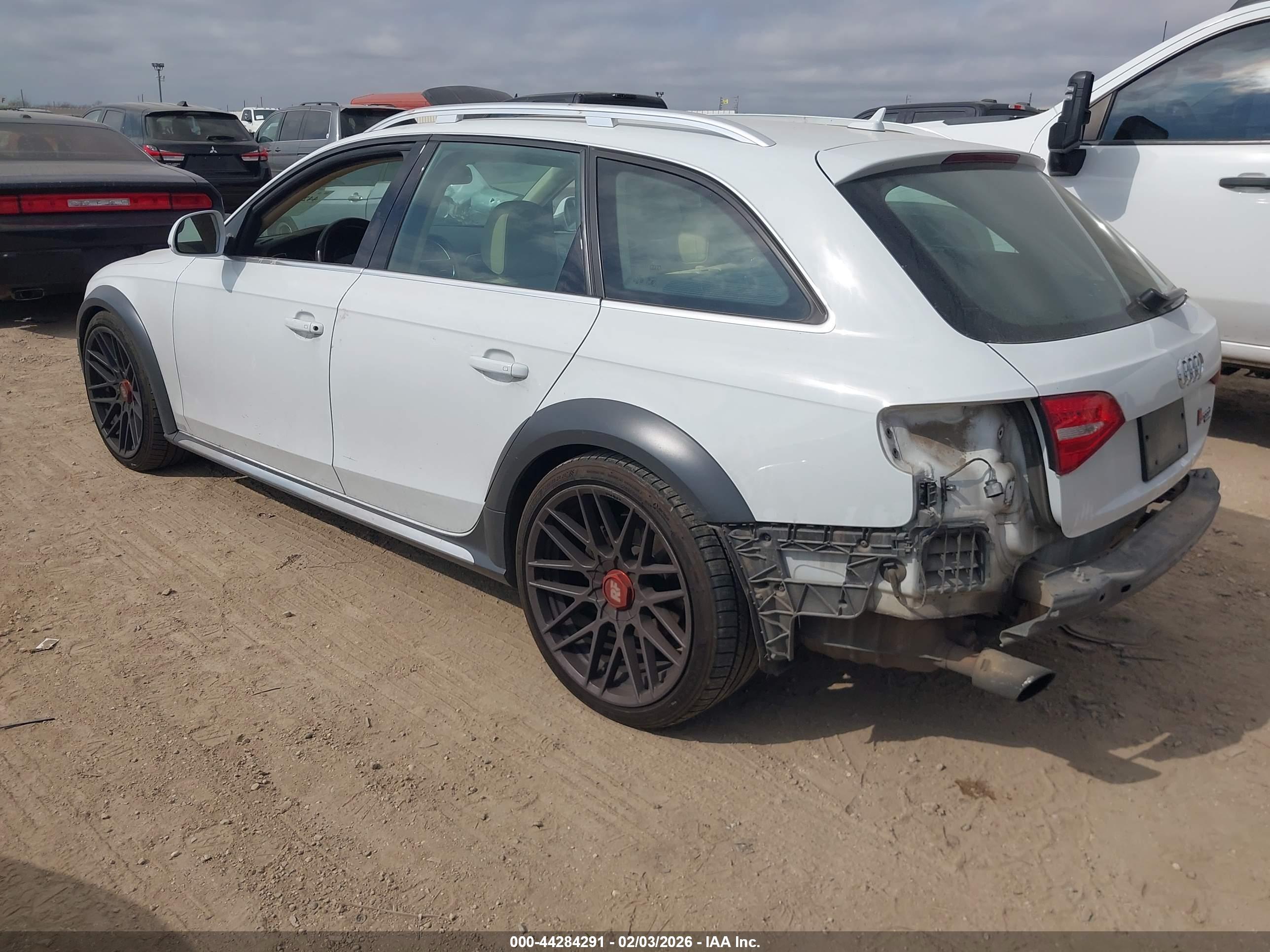 AUDI A4 image 3
