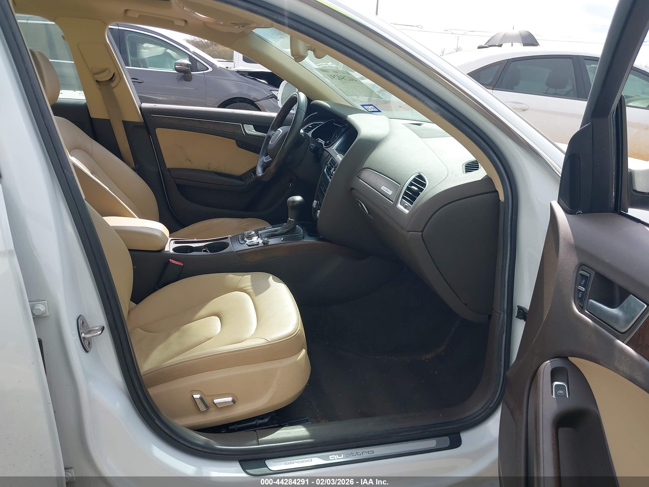 AUDI A4 image 5