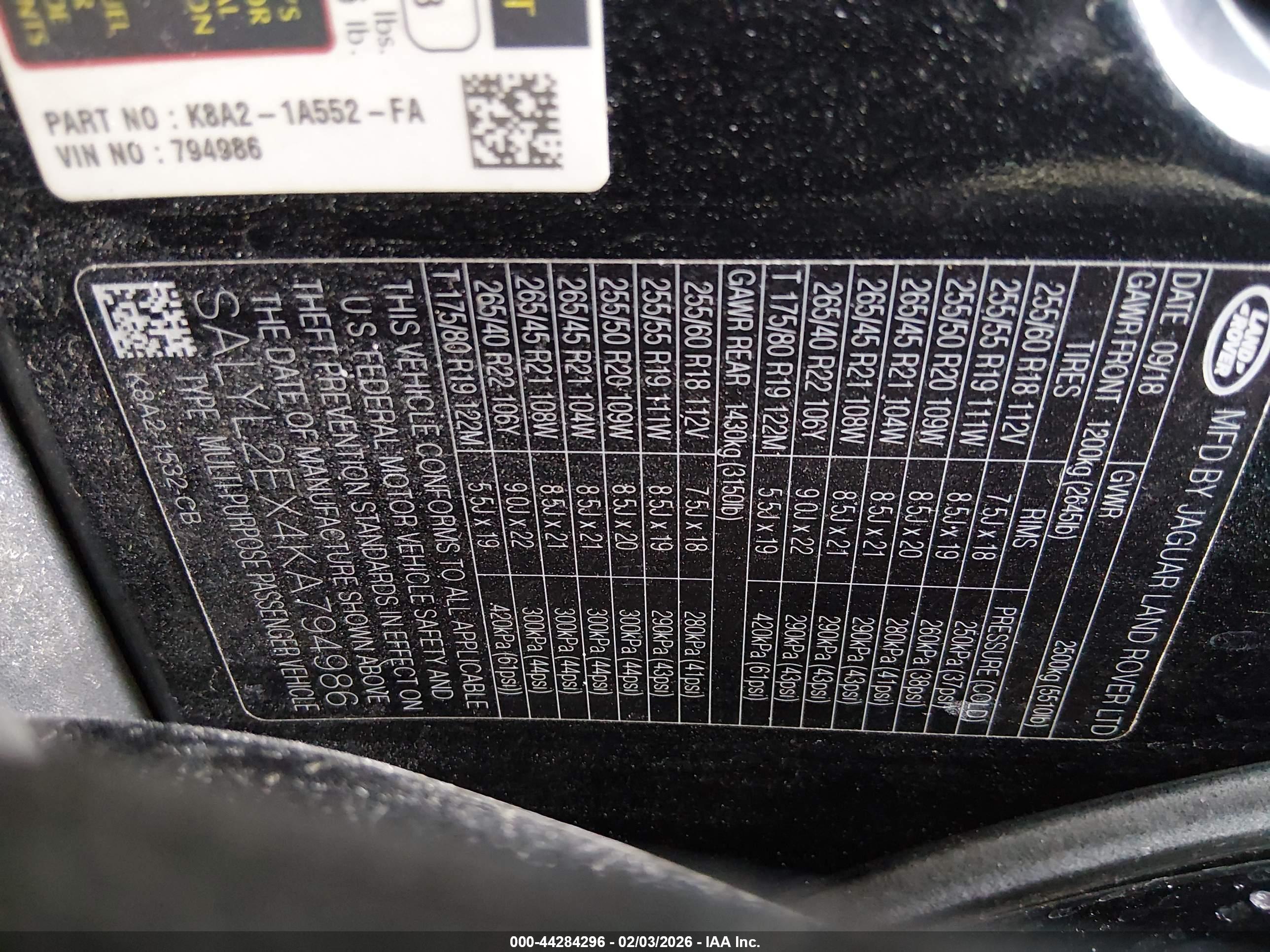 LAND ROVER image 9