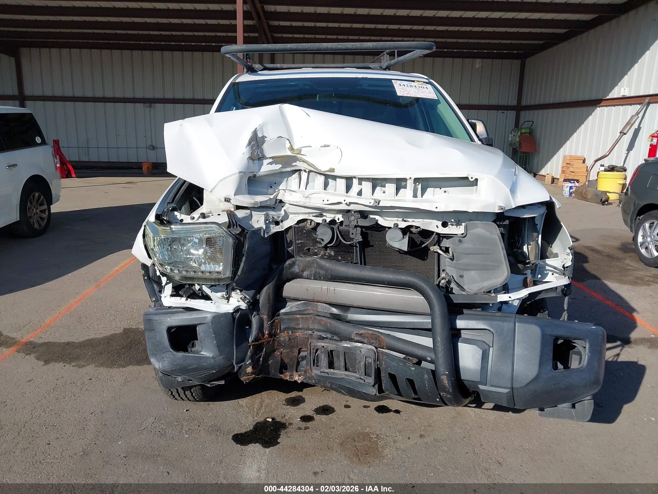 TOYOTA TUNDRA image 6