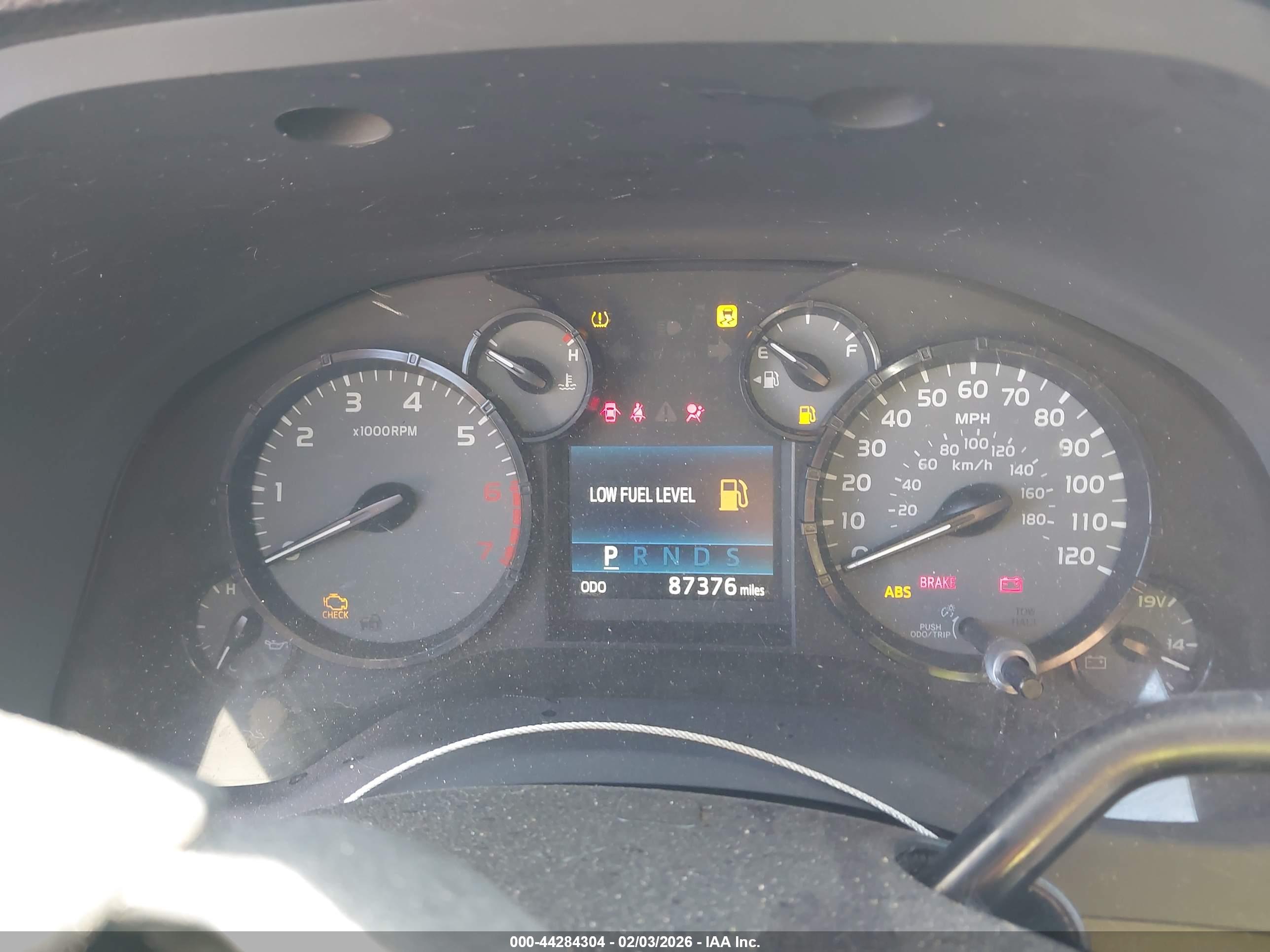 TOYOTA TUNDRA image 7