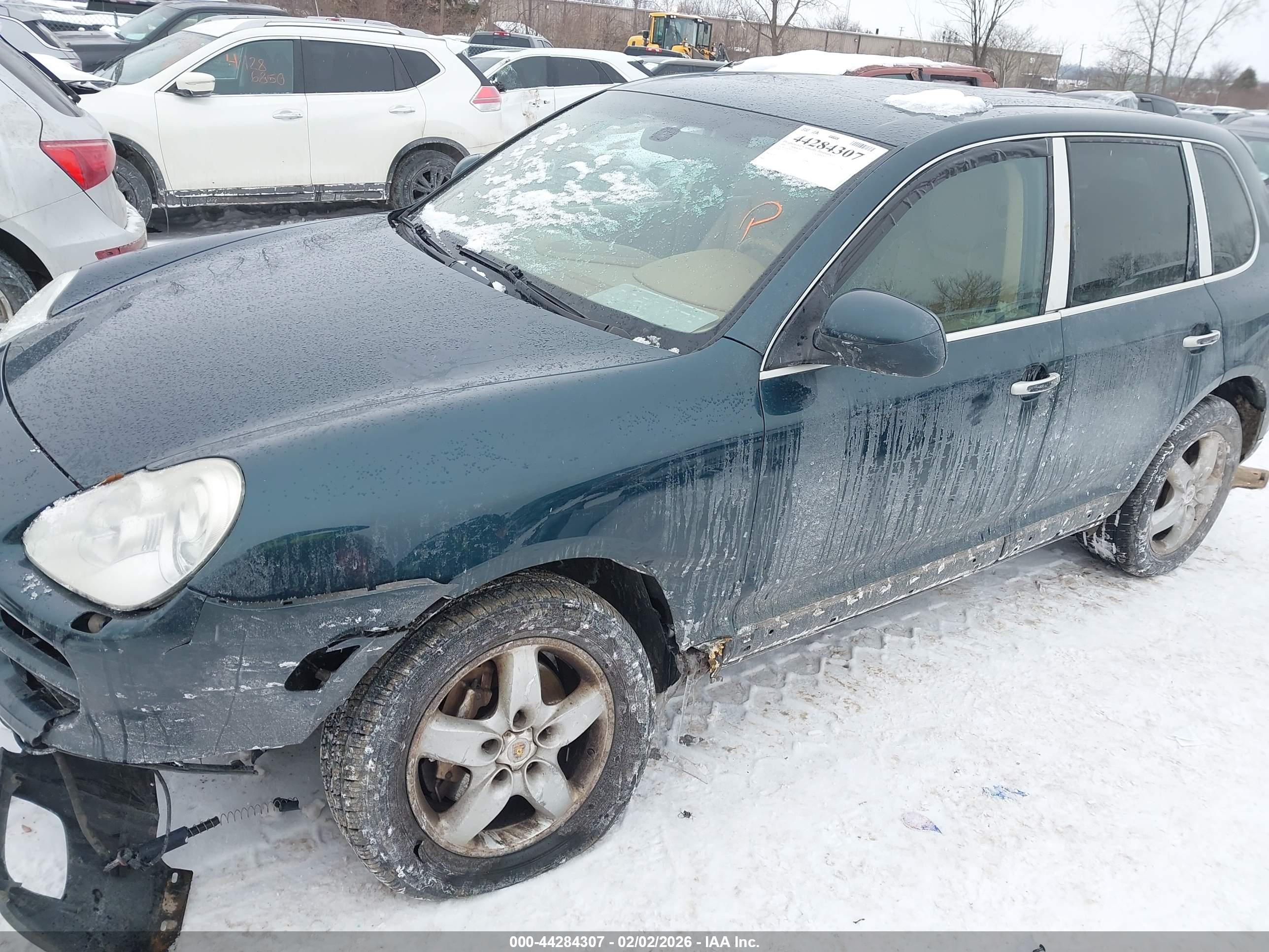 PORSCHE CAYENNE image 6