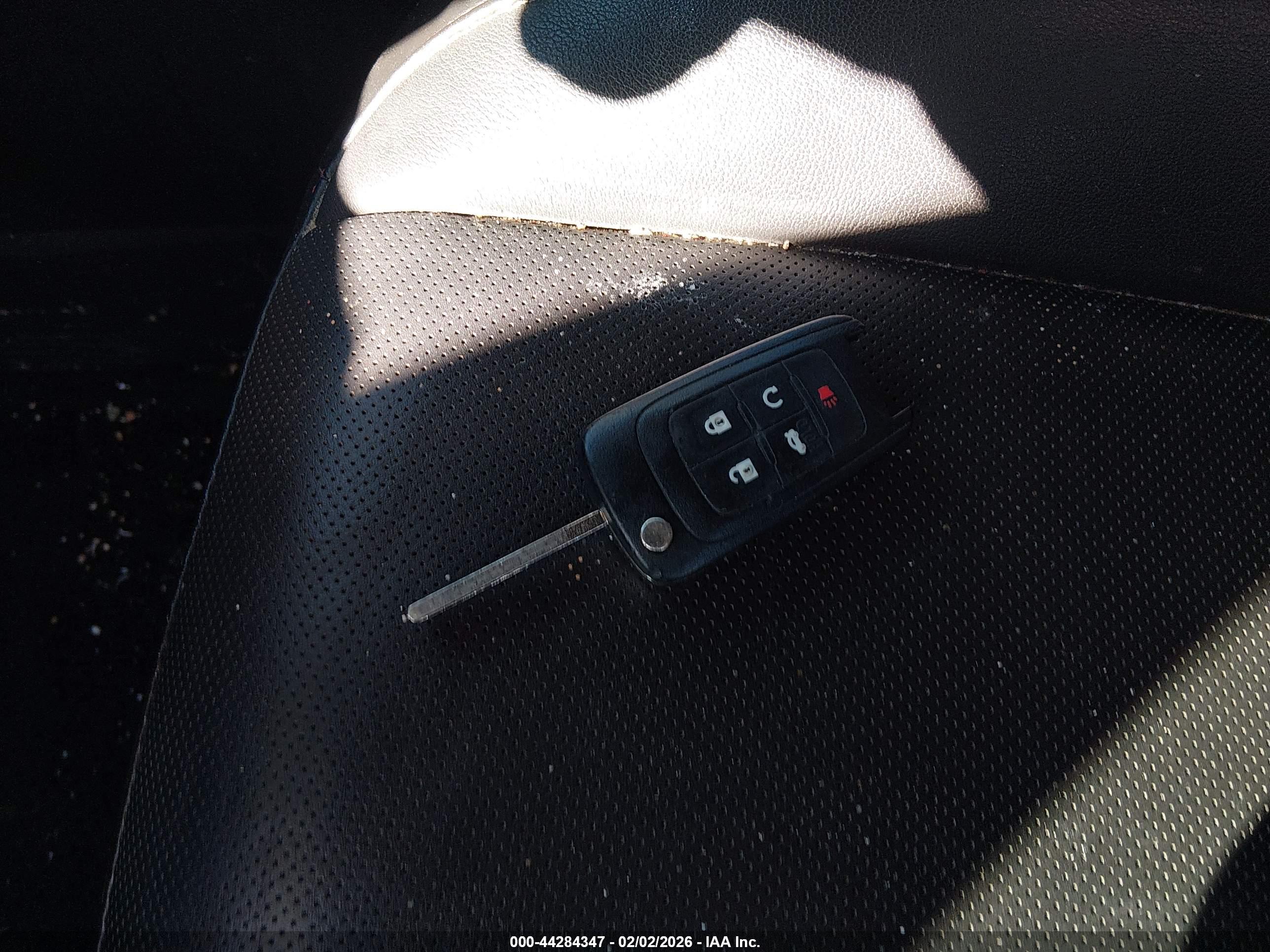 CHEVROLET EQUINOX image 11