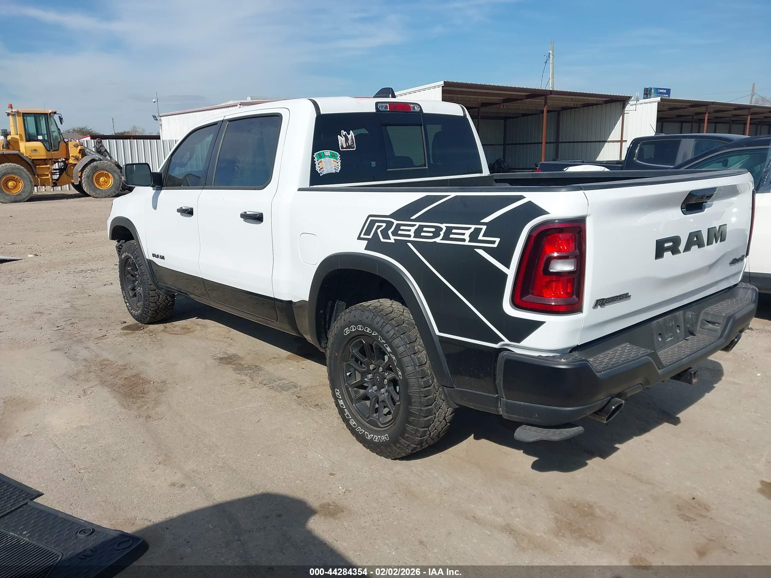 RAM 1500 image 3