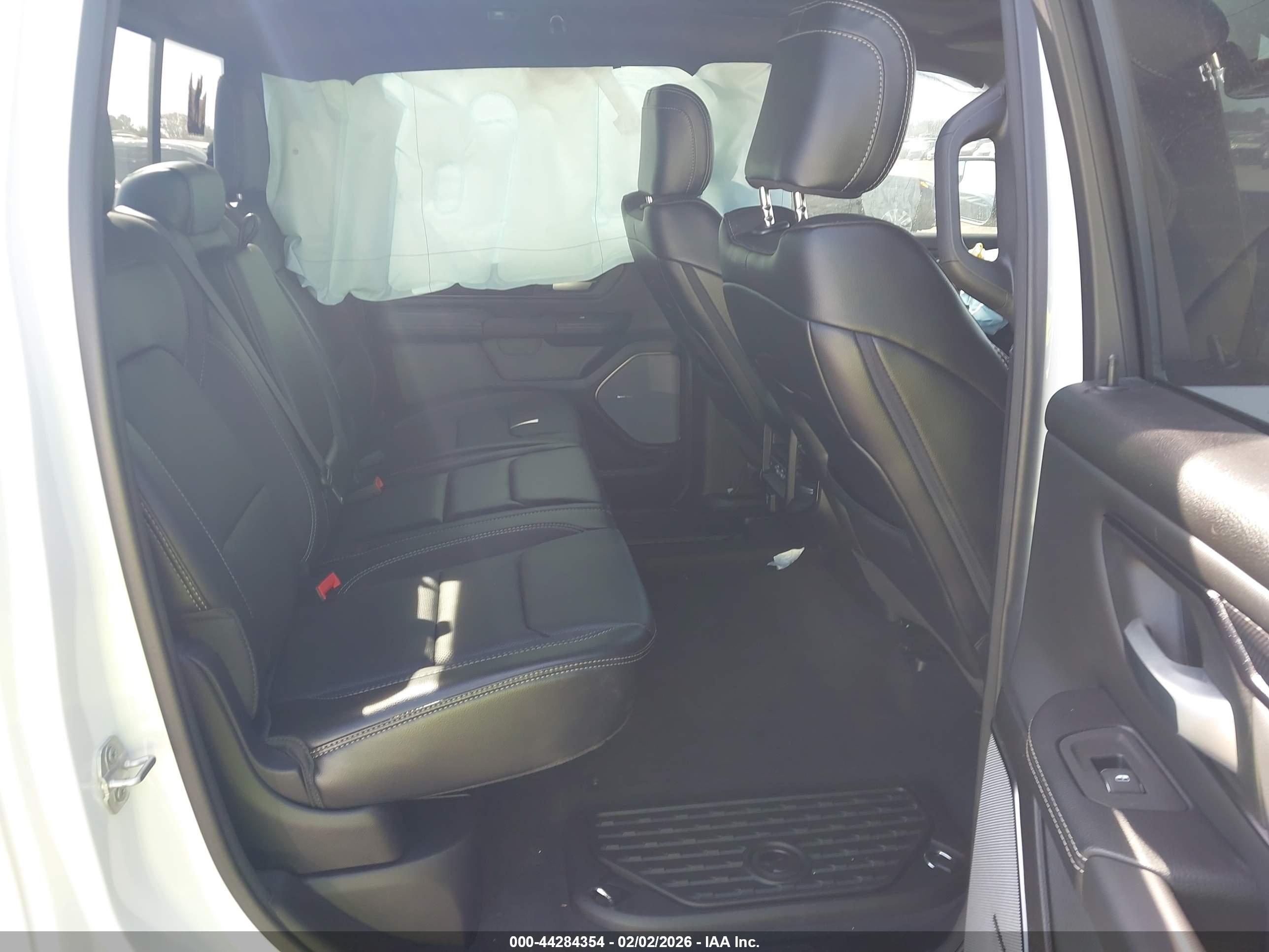 RAM 1500 image 8