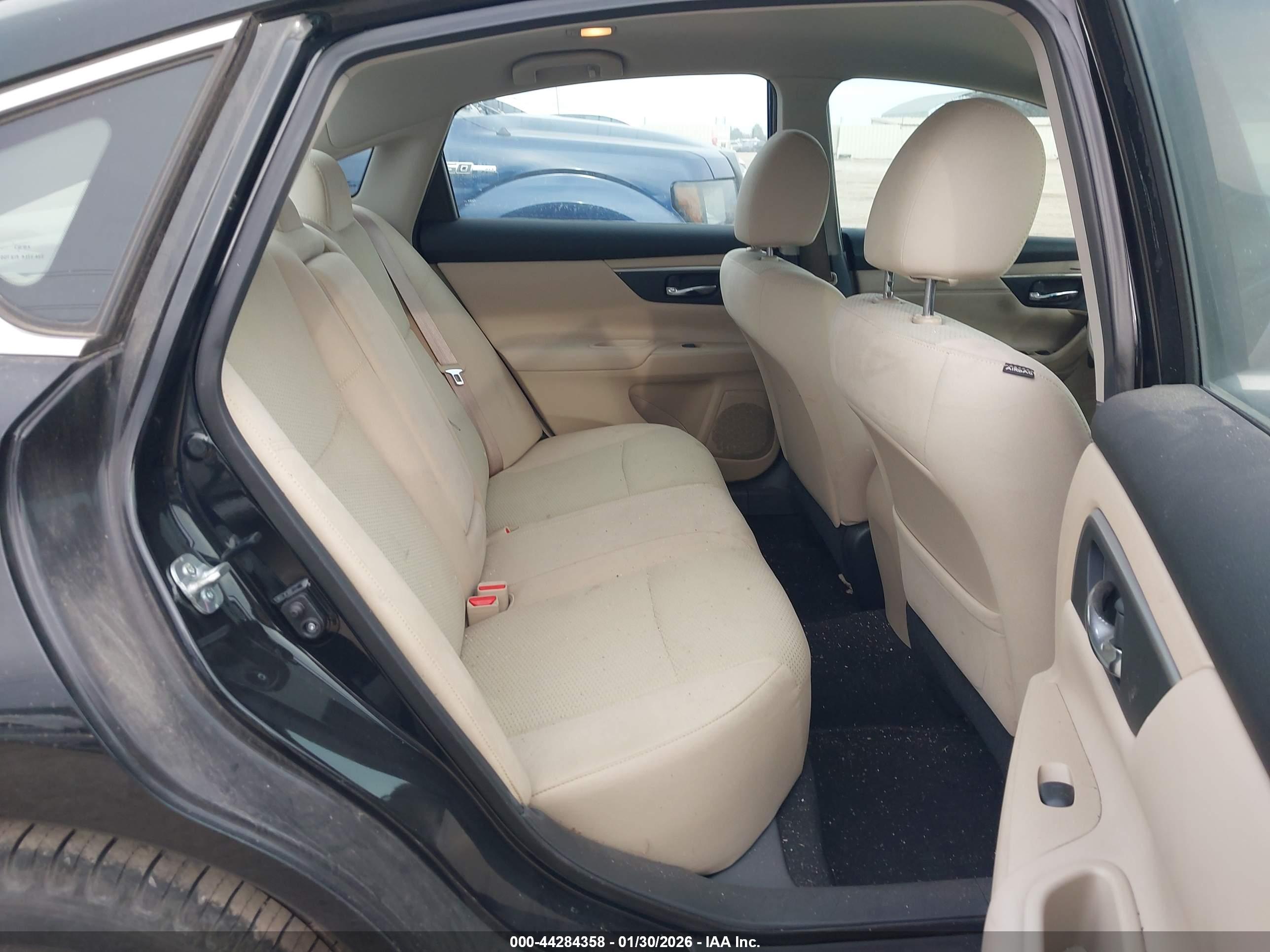 NISSAN ALTIMA image 8
