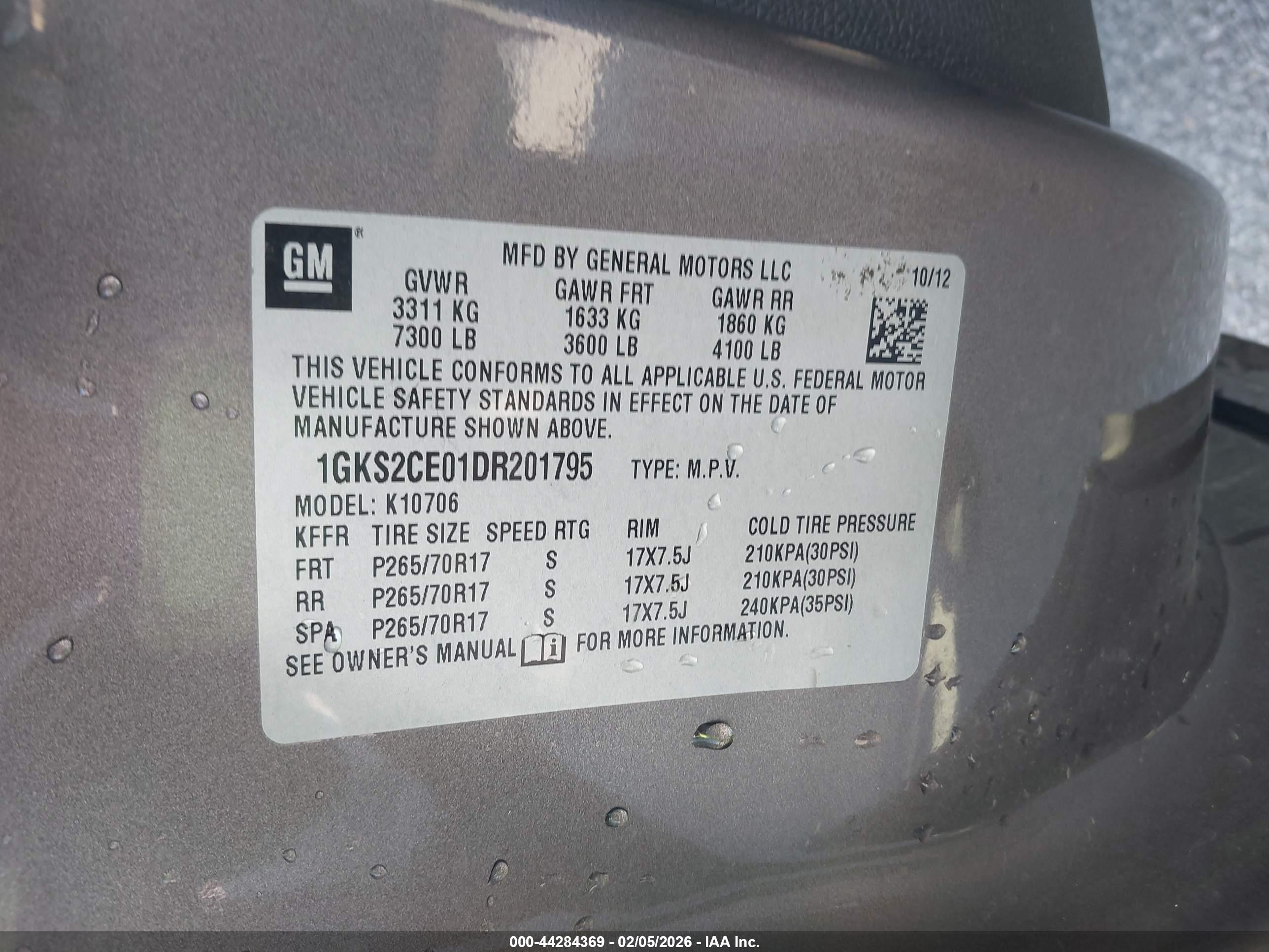 GMC YUKON image 9