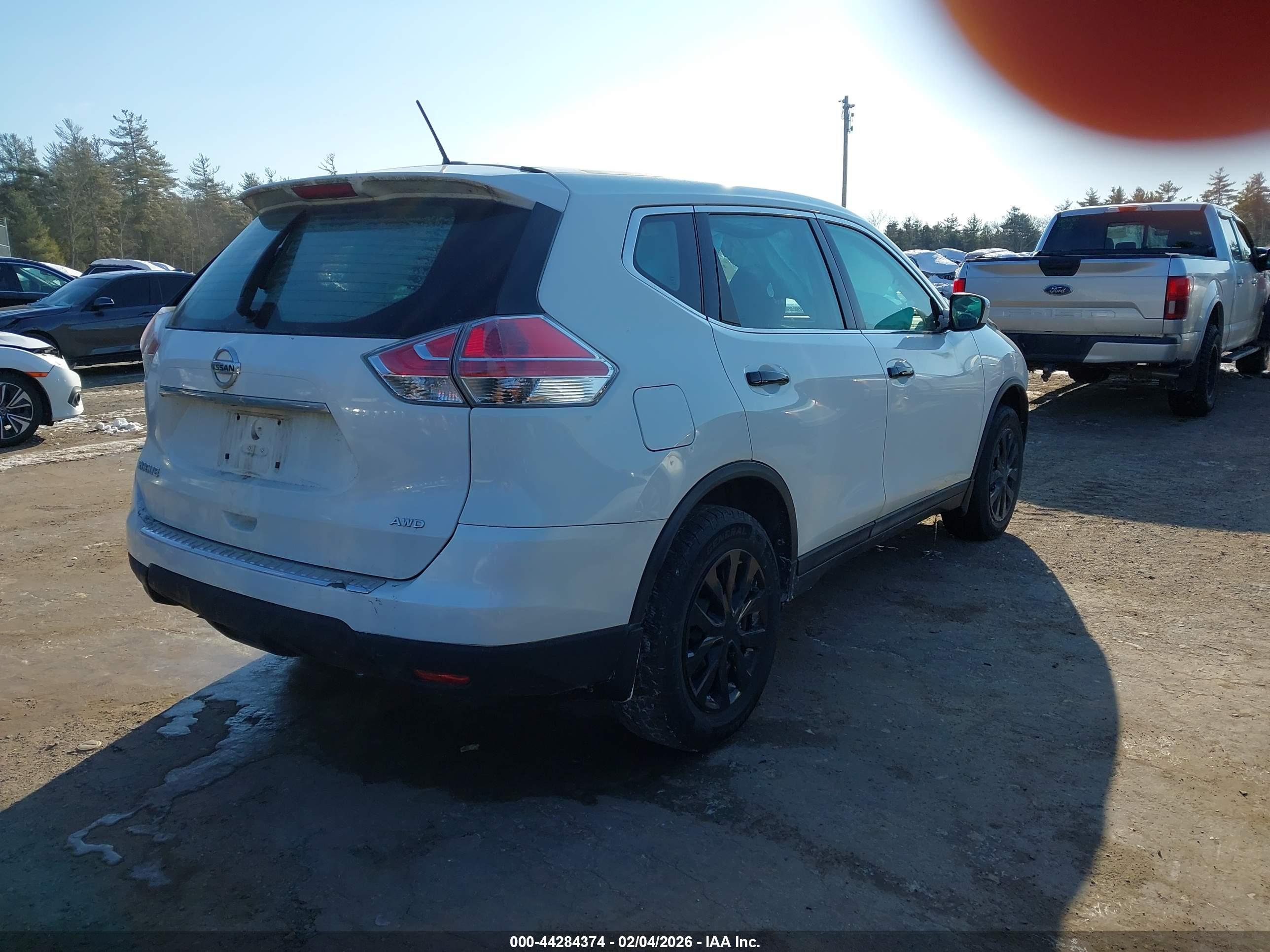 NISSAN ROGUE image 4