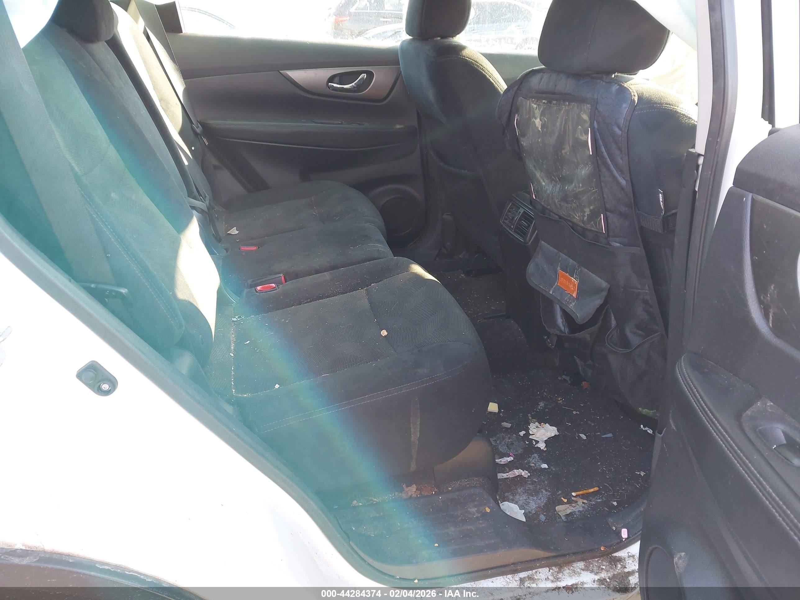 NISSAN ROGUE image 8