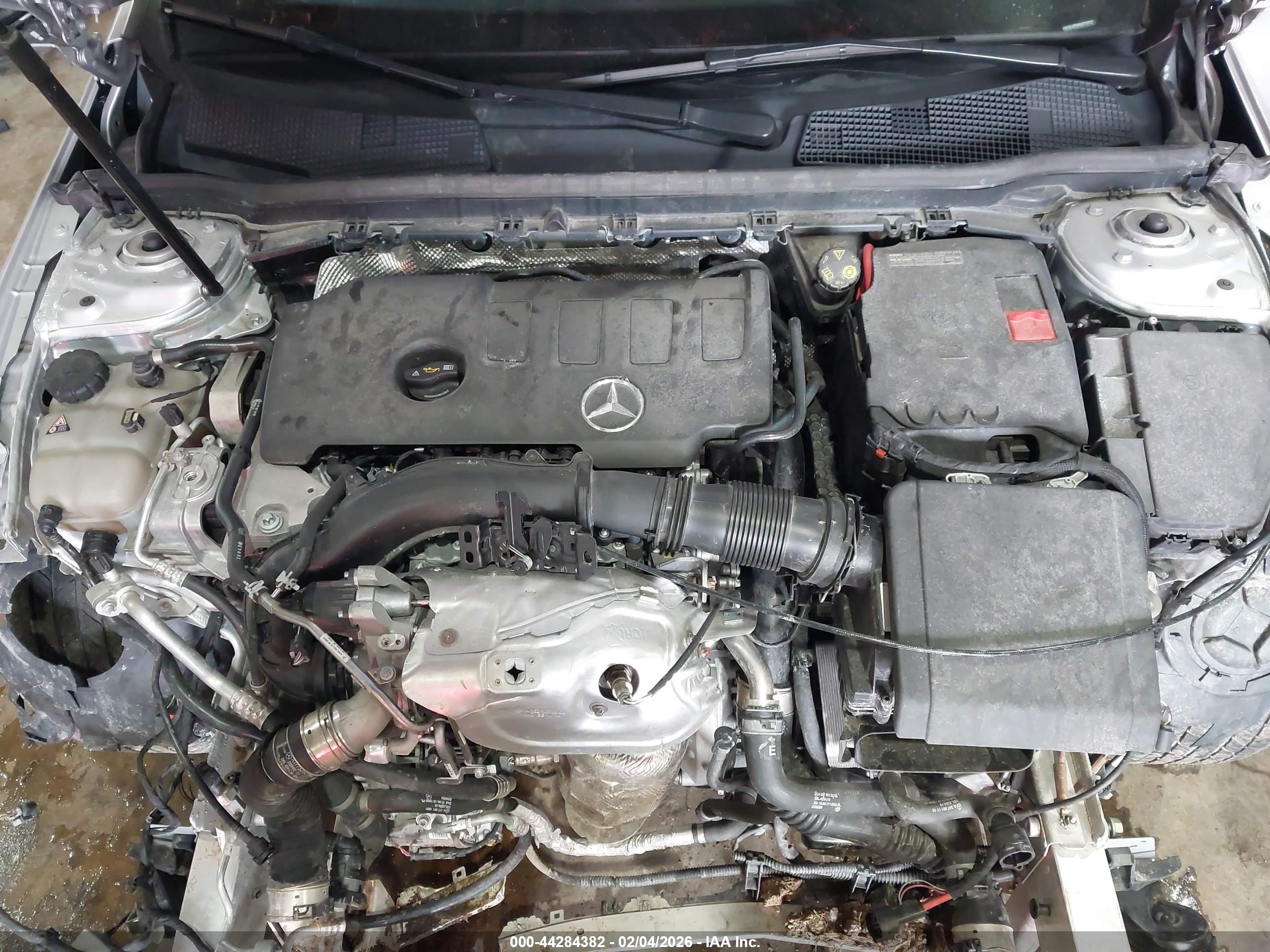 MERCEDES-BENZ A image 10
