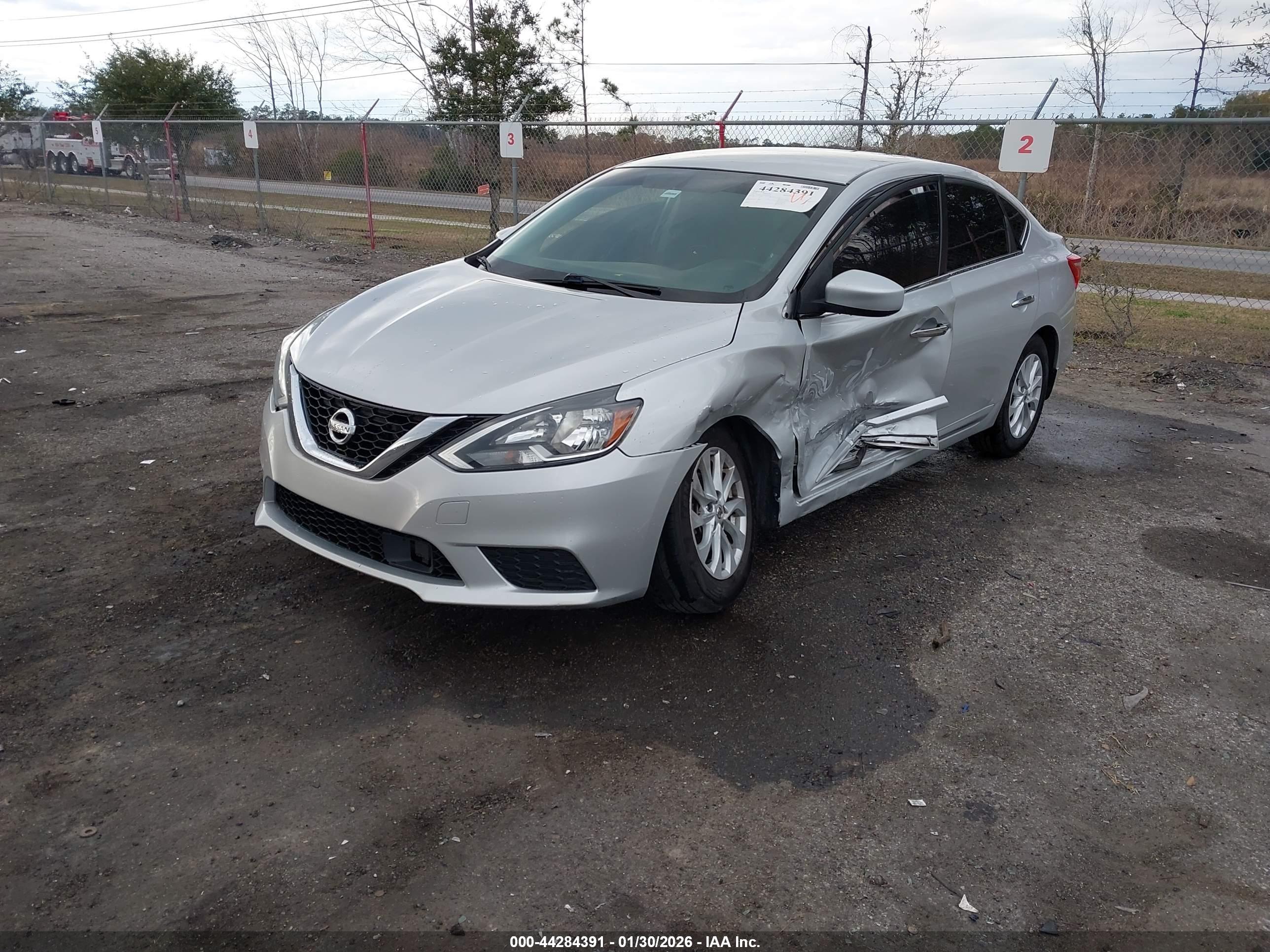 NISSAN SENTRA image 2