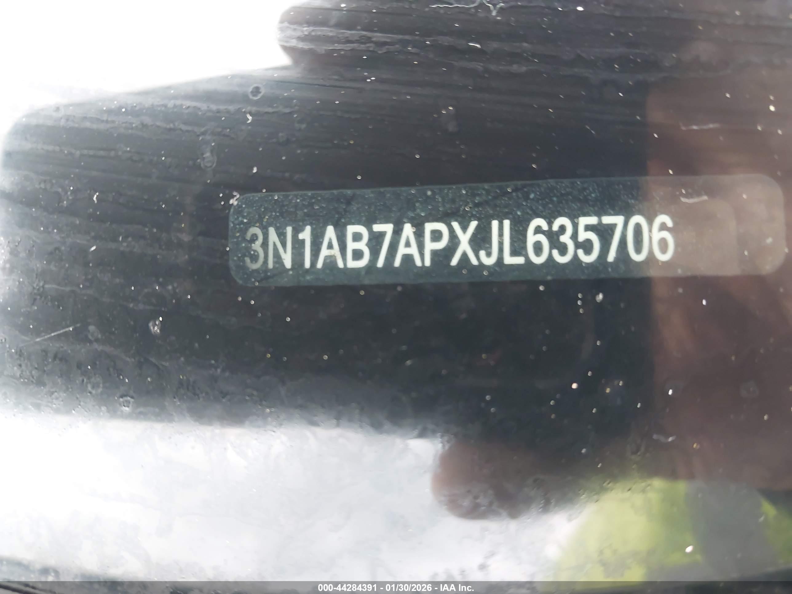 NISSAN SENTRA image 9