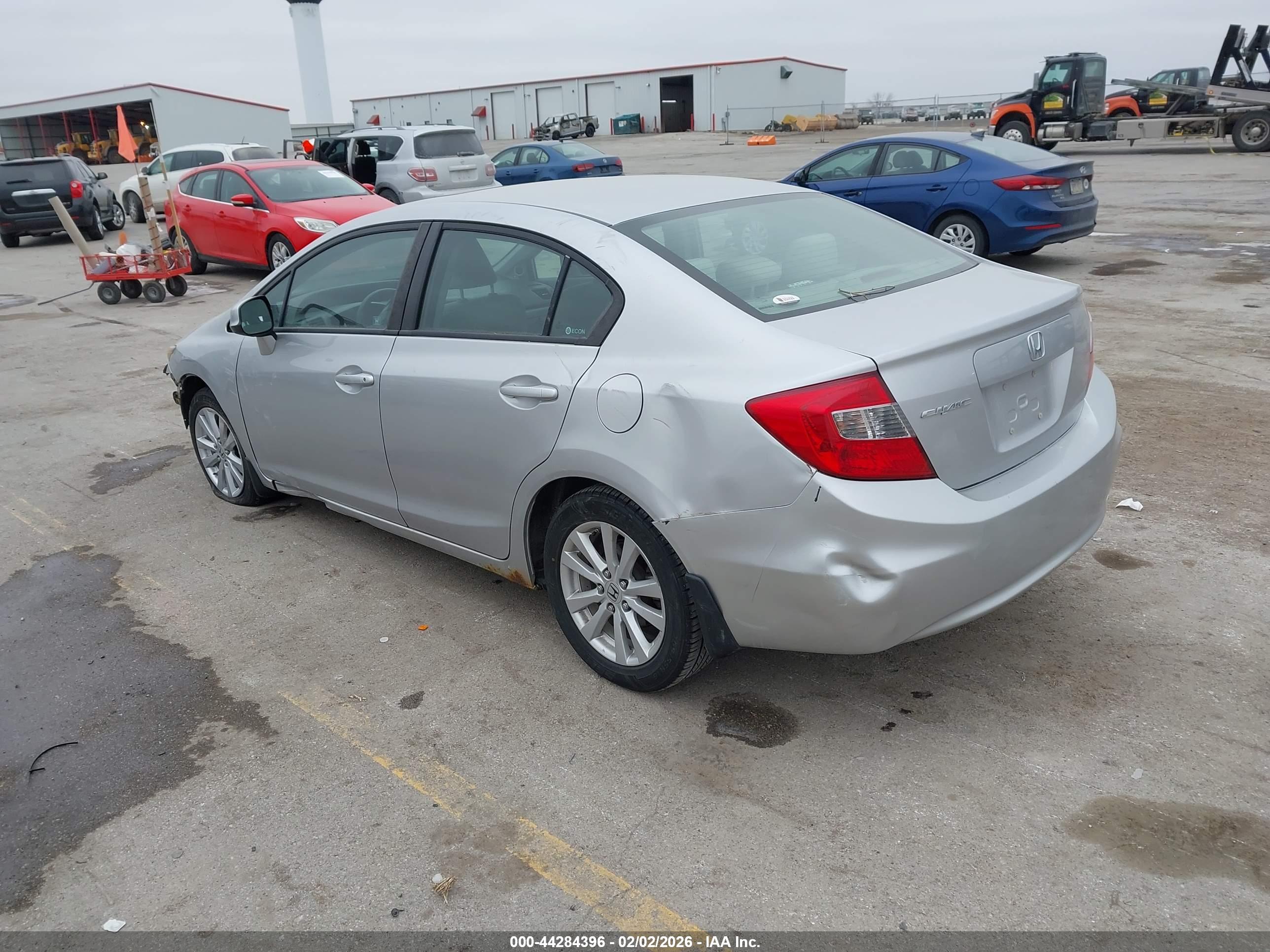 HONDA CIVIC image 3