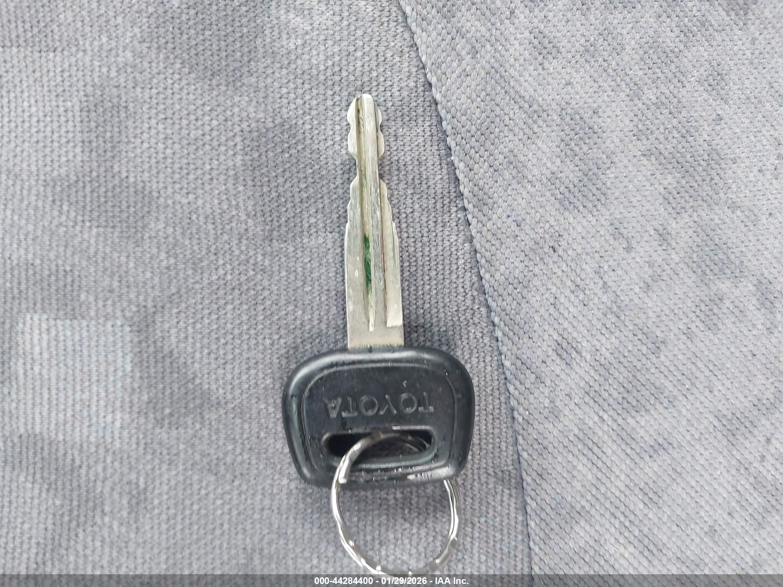 TOYOTA ECHO image 11