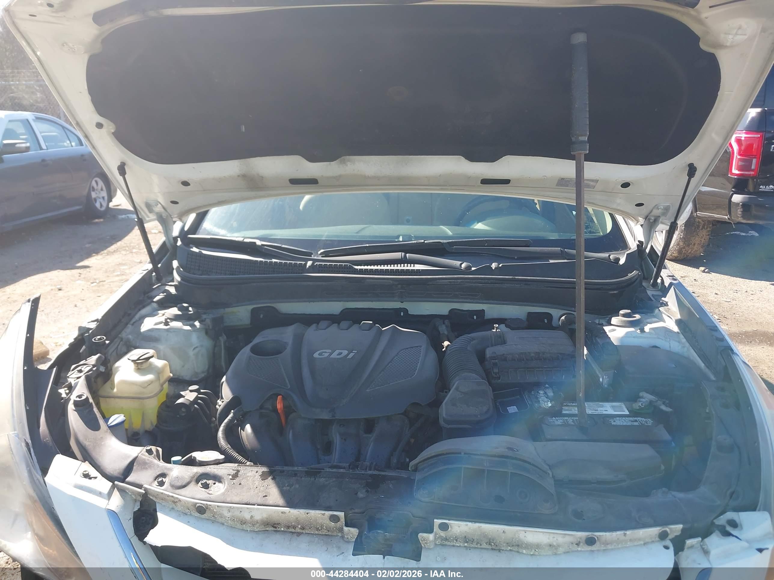 HYUNDAI SONATA image 10