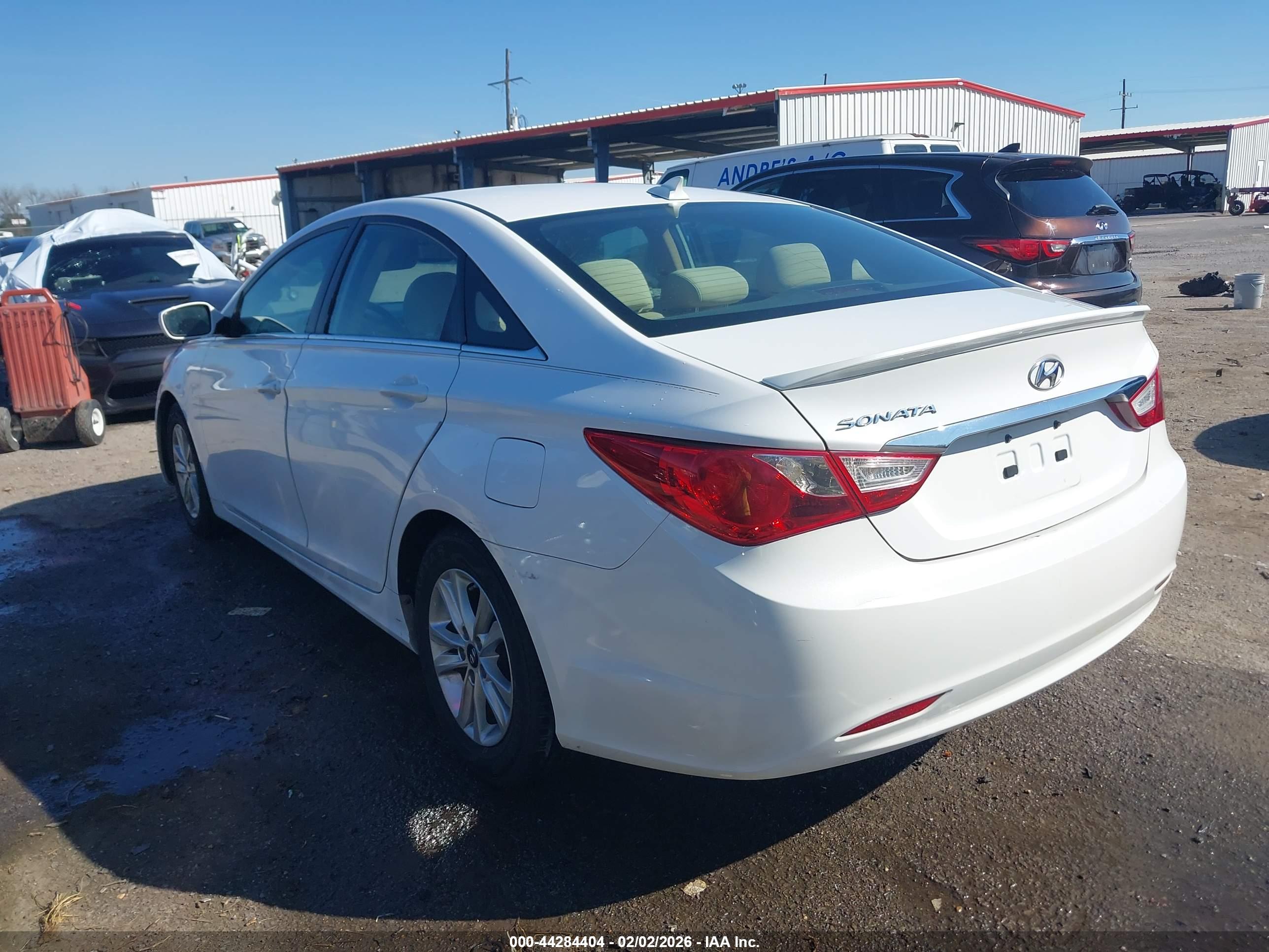 HYUNDAI SONATA image 3
