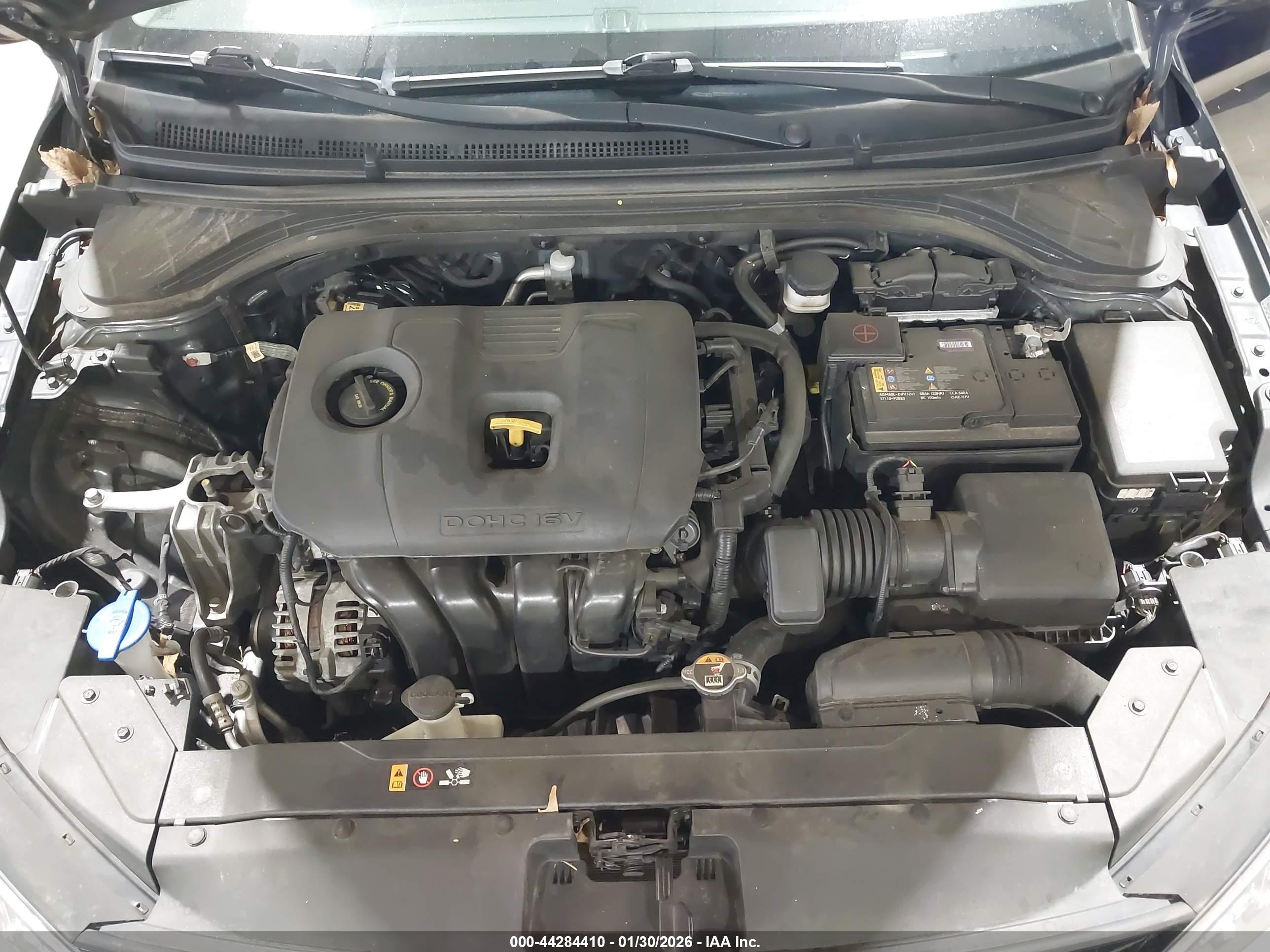 HYUNDAI ELANTRA image 10